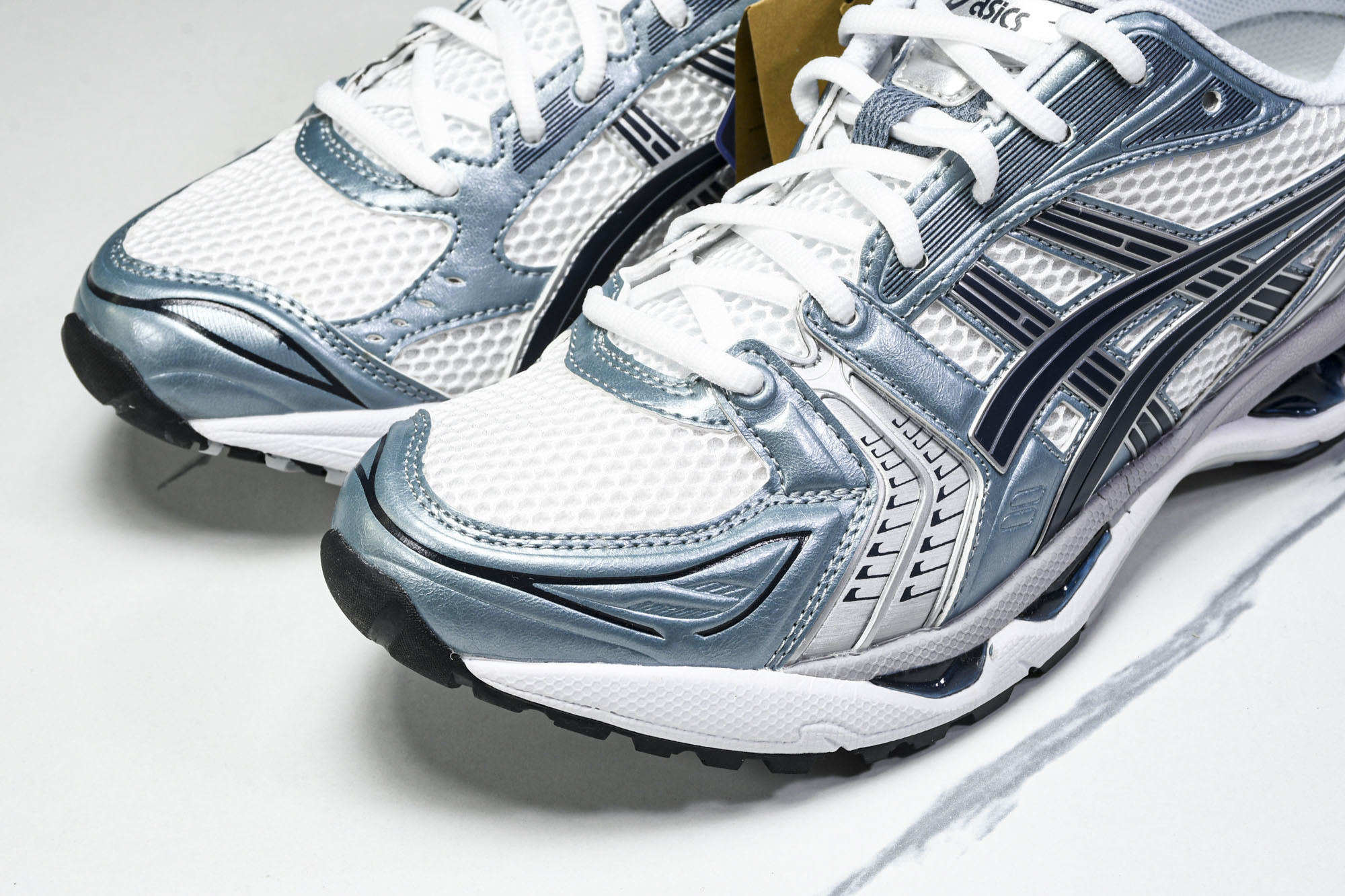 Asics Gel-Kayano 14 亚瑟士运动休闲透气专业跑鞋 1203A537-106  #YZ0