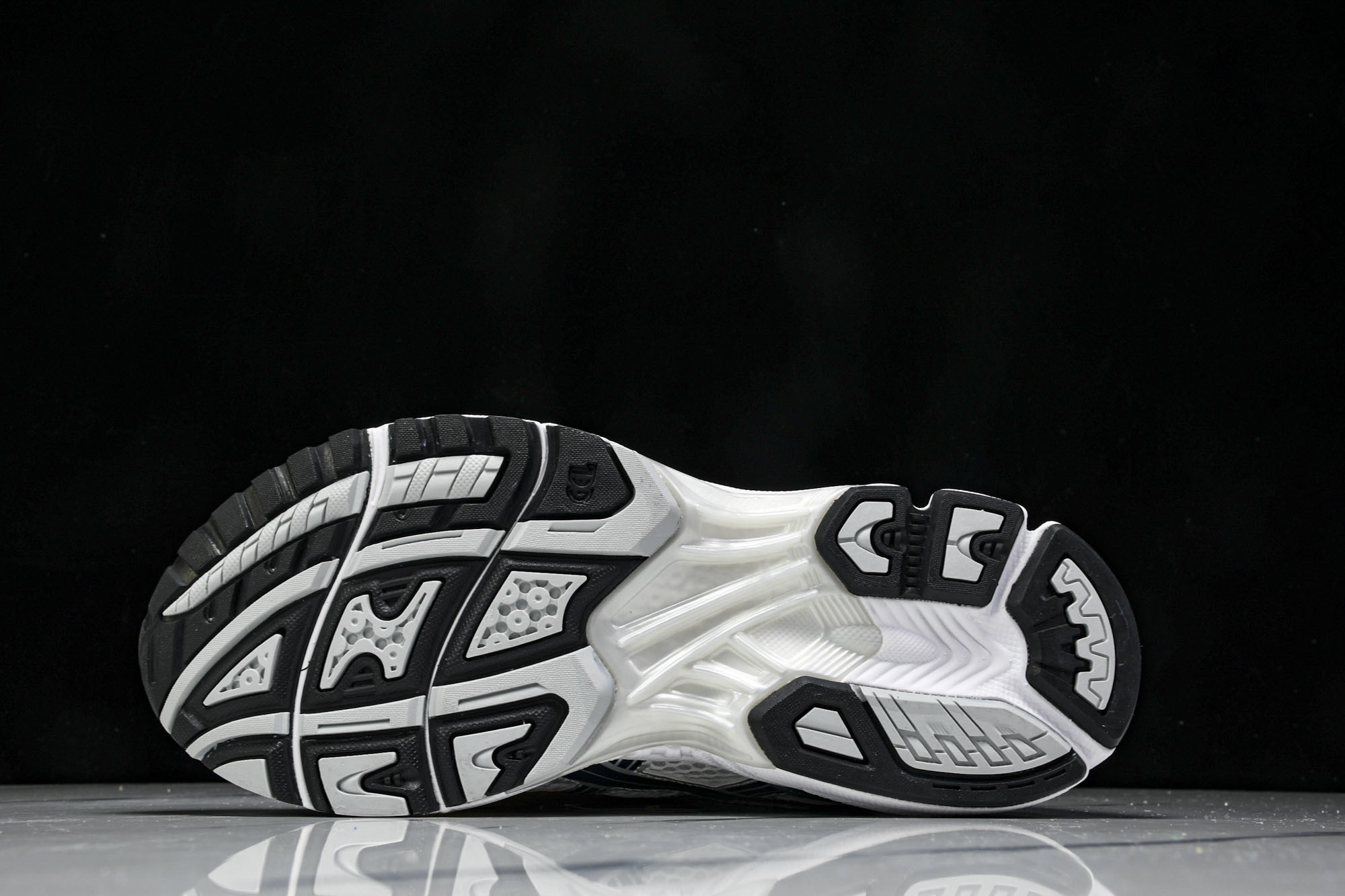 Asics Gel-Kayano 14 亚瑟士运动休闲透气专业跑鞋 1203A537-106  #YZ0
