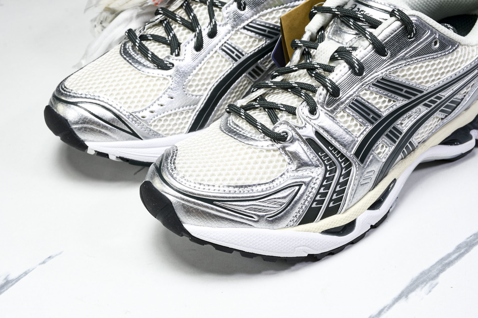 Asics Gel-Kayano 14 亚瑟士运动休闲透气专业跑鞋 1203A566-100  #YZ0