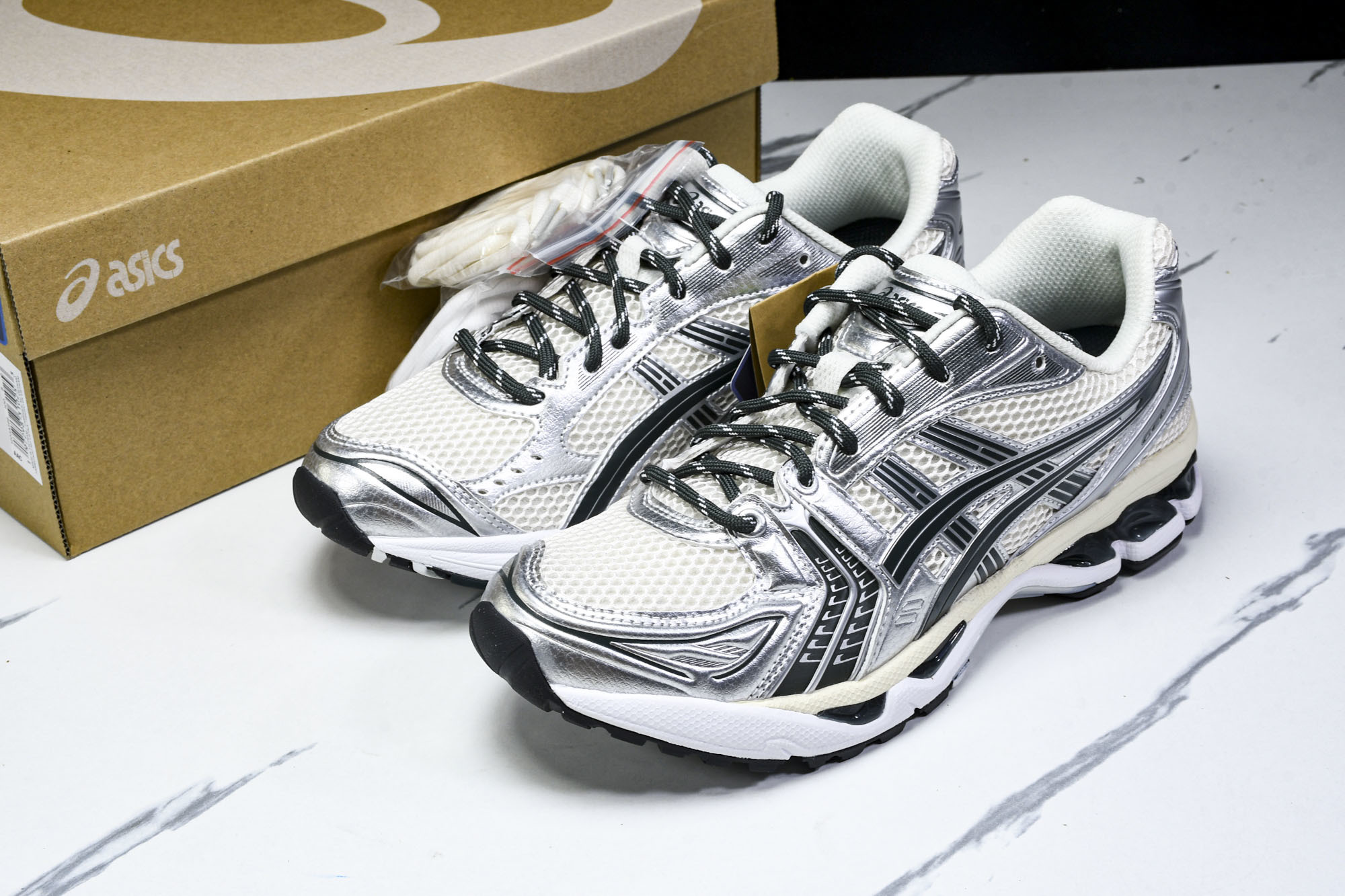 Asics Gel-Kayano 14 亚瑟士运动休闲透气专业跑鞋 1203A566-100  #YZ0