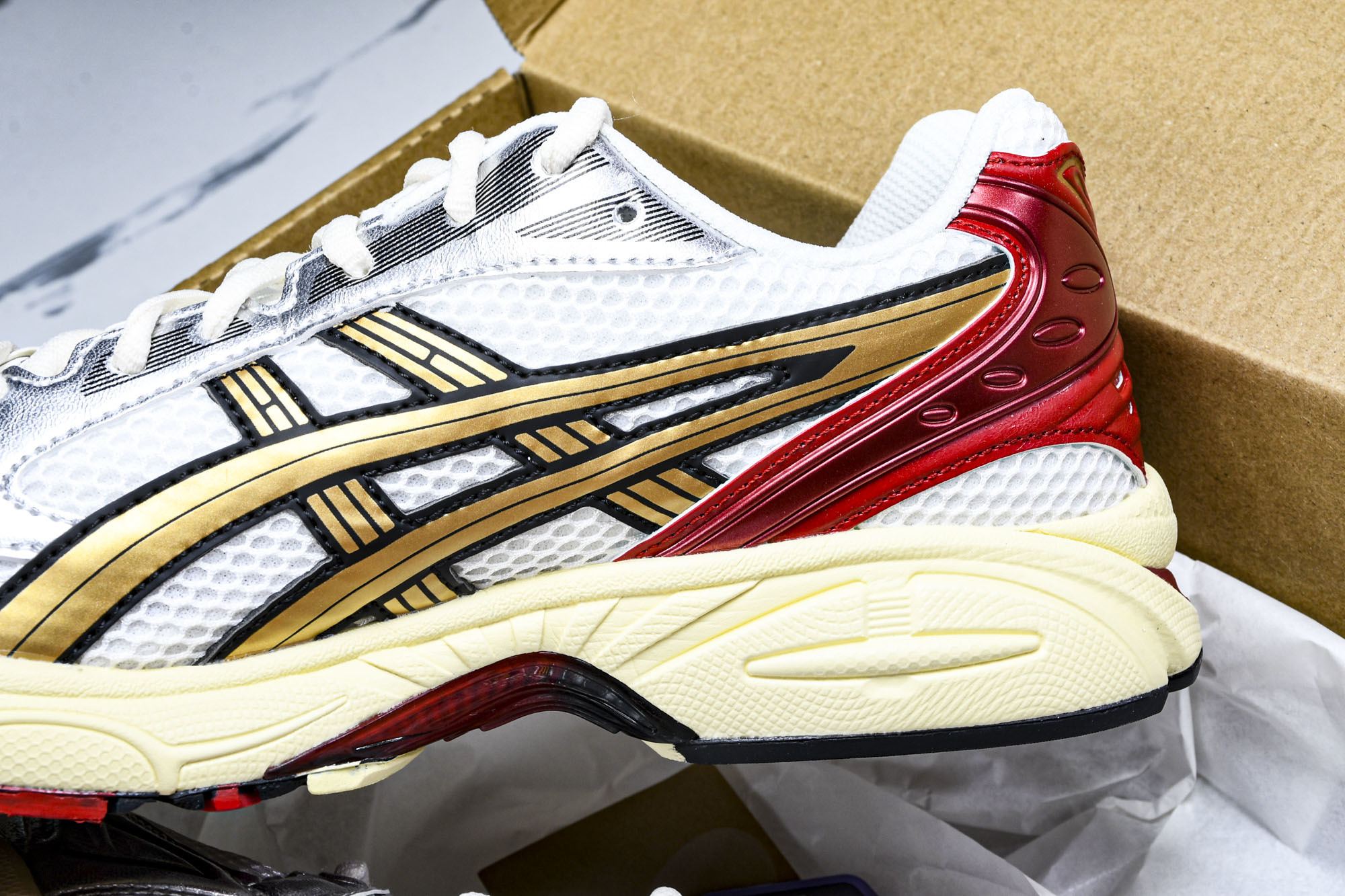 Asics Gel-Kayano 14 亚瑟士运动休闲透气专业跑鞋 1203A692-100  #YZ0