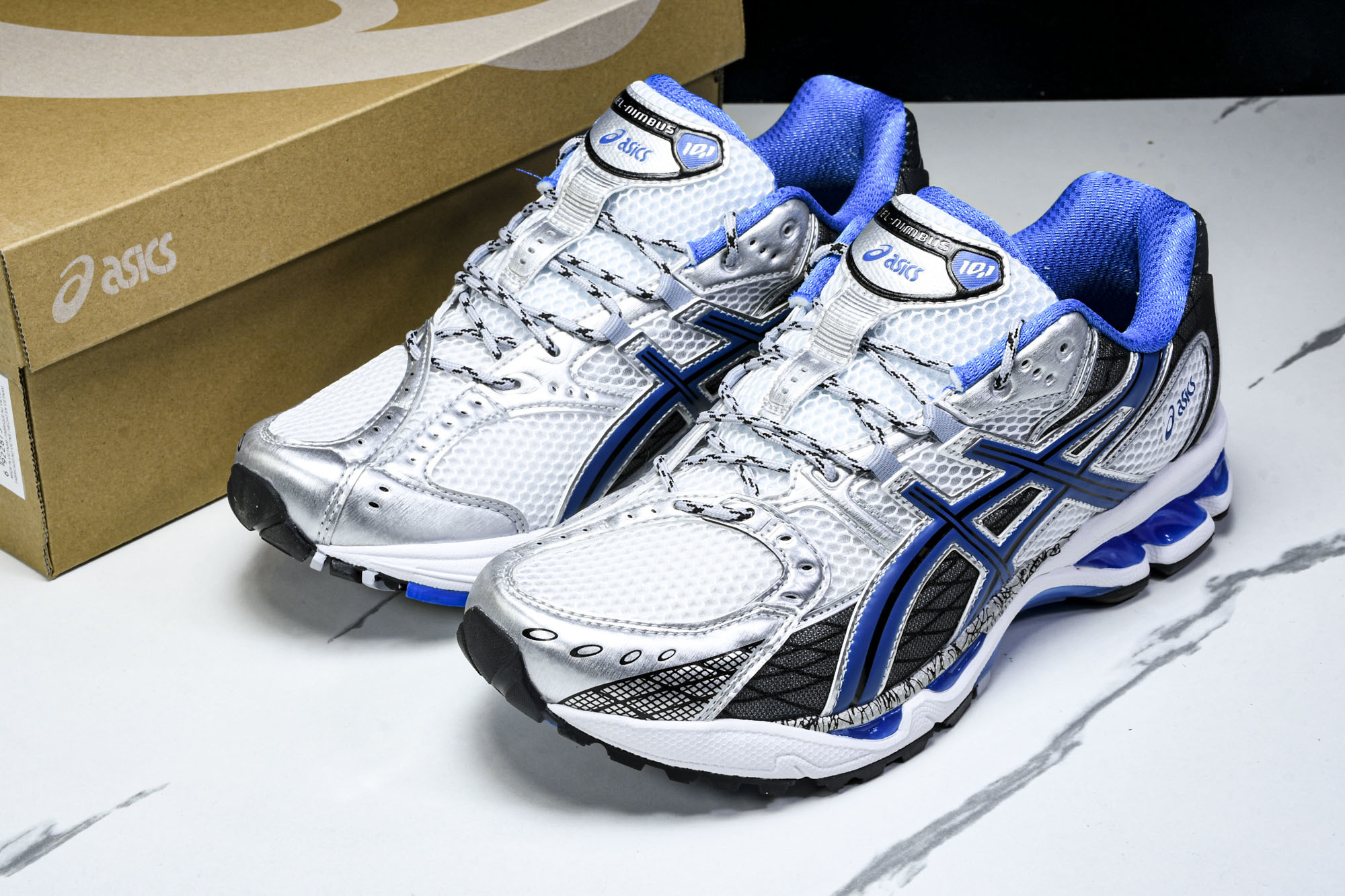 Asics Gel-Nimbus 10.1 亚瑟士复古透气休闲鞋缓震男子耐磨跑步鞋 1203A543-1