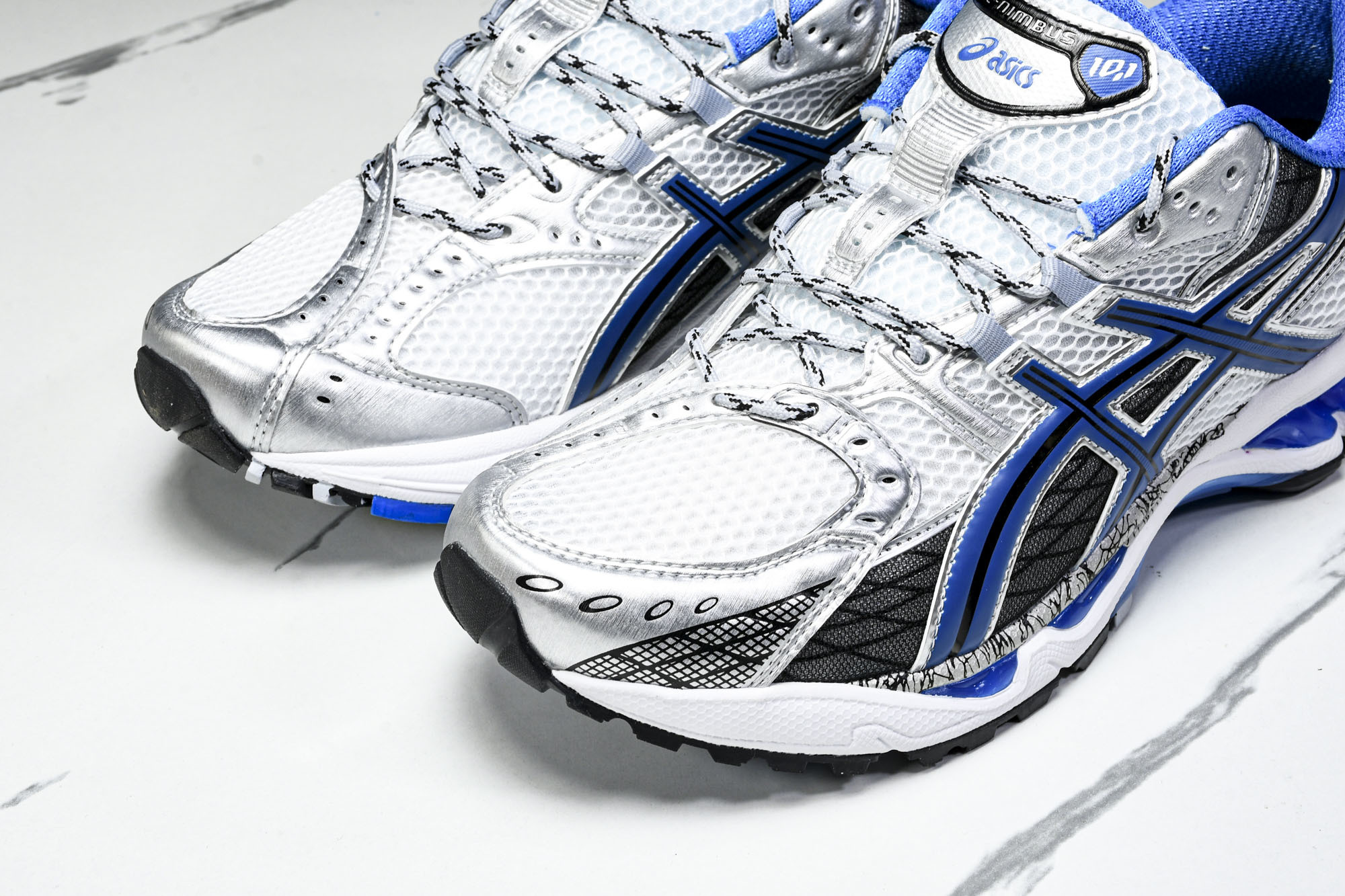 Asics Gel-Nimbus 10.1 亚瑟士复古透气休闲鞋缓震男子耐磨跑步鞋 1203A543-1
