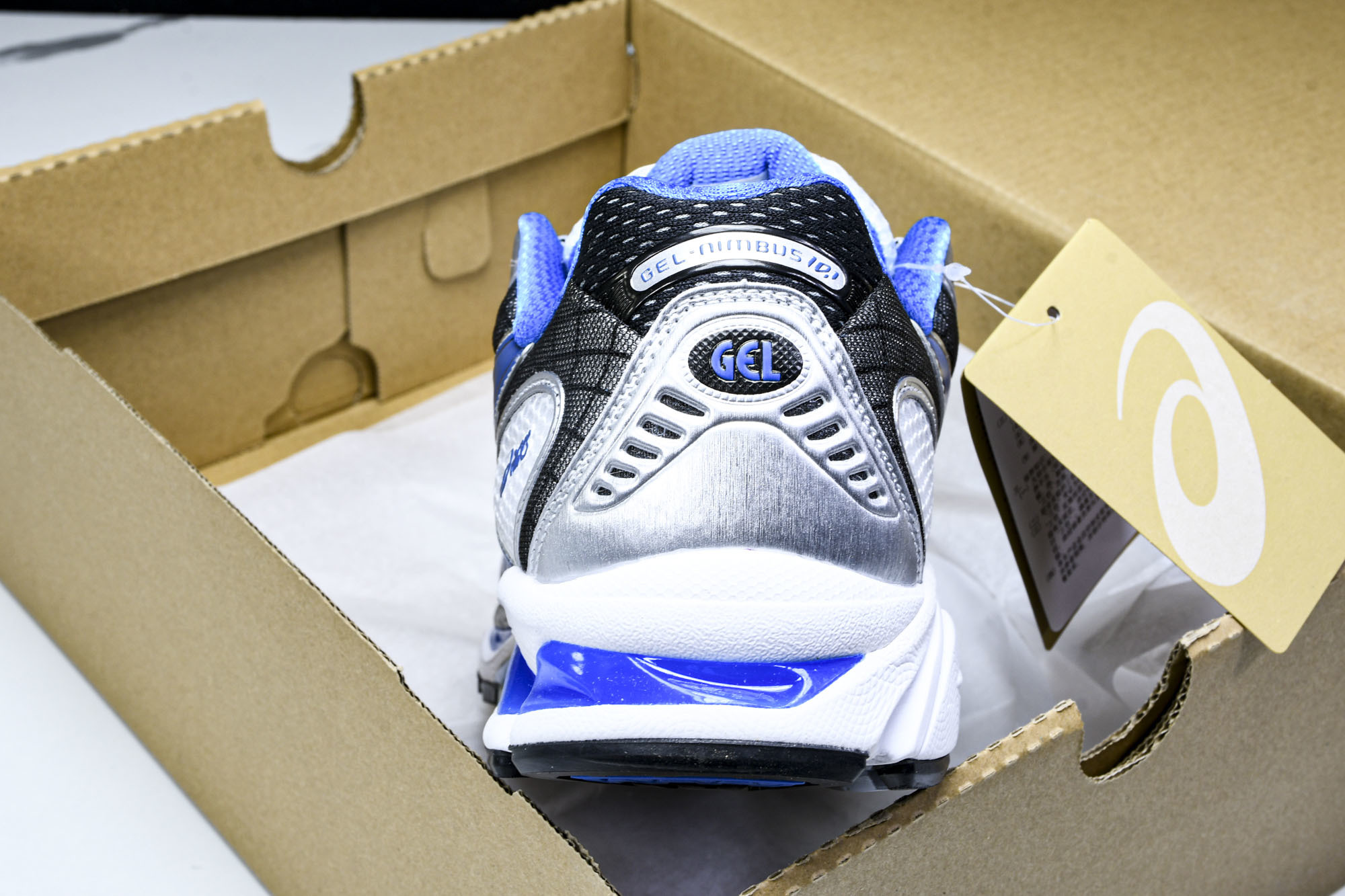 Asics Gel-Nimbus 10.1 亚瑟士复古透气休闲鞋缓震男子耐磨跑步鞋 1203A543-1