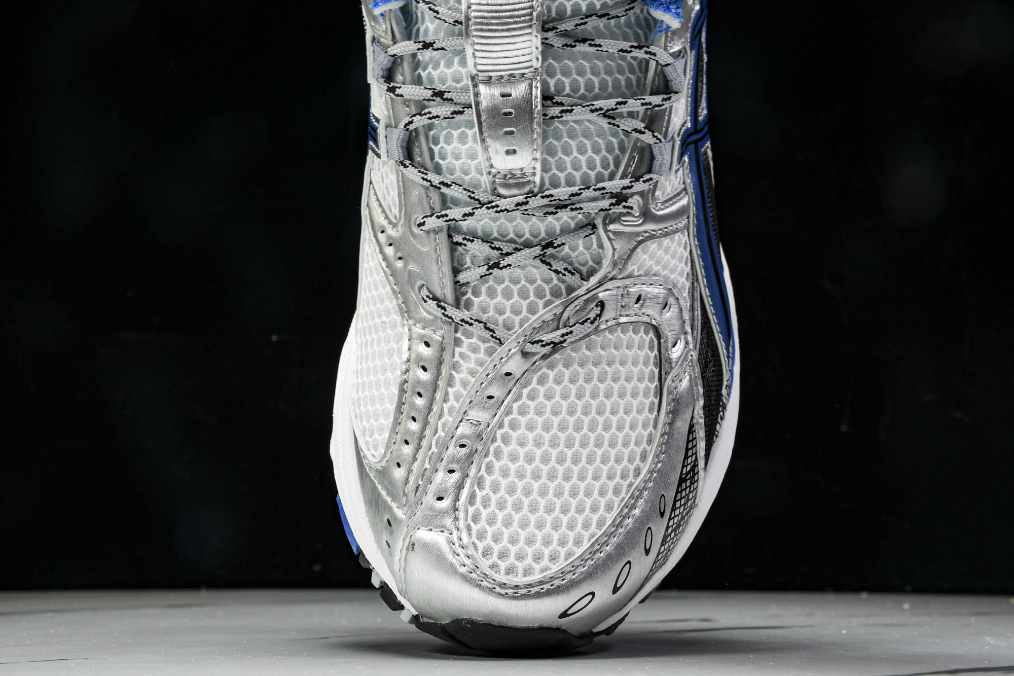 Asics Gel-Nimbus 10.1 亚瑟士复古透气休闲鞋缓震男子耐磨跑步鞋 1203A543-1