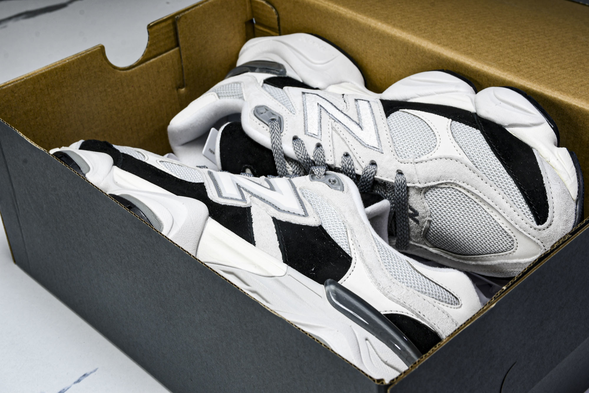 Joe Freshgoods x New Balance NB9060 联名款 复古休闲运动慢跑鞋  货