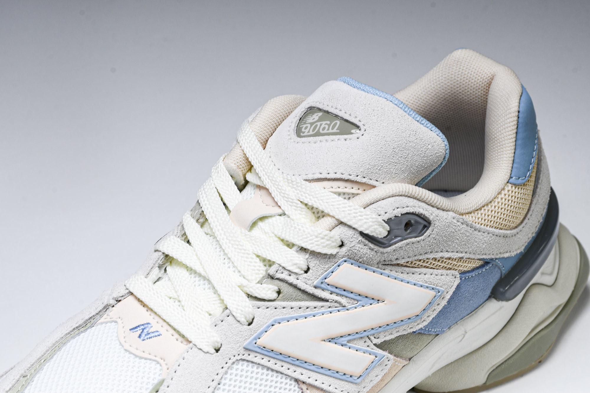Joe Freshgoods x New Balance NB9060 联名款 复古休闲运动慢跑鞋 GC