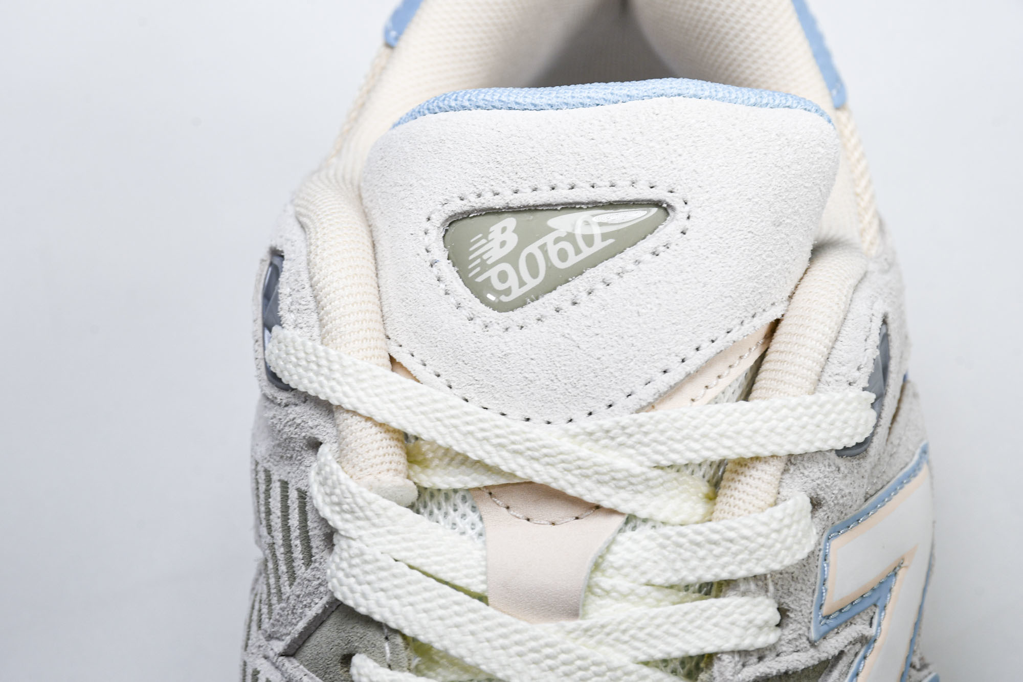 Joe Freshgoods x New Balance NB9060 联名款 复古休闲运动慢跑鞋 GC