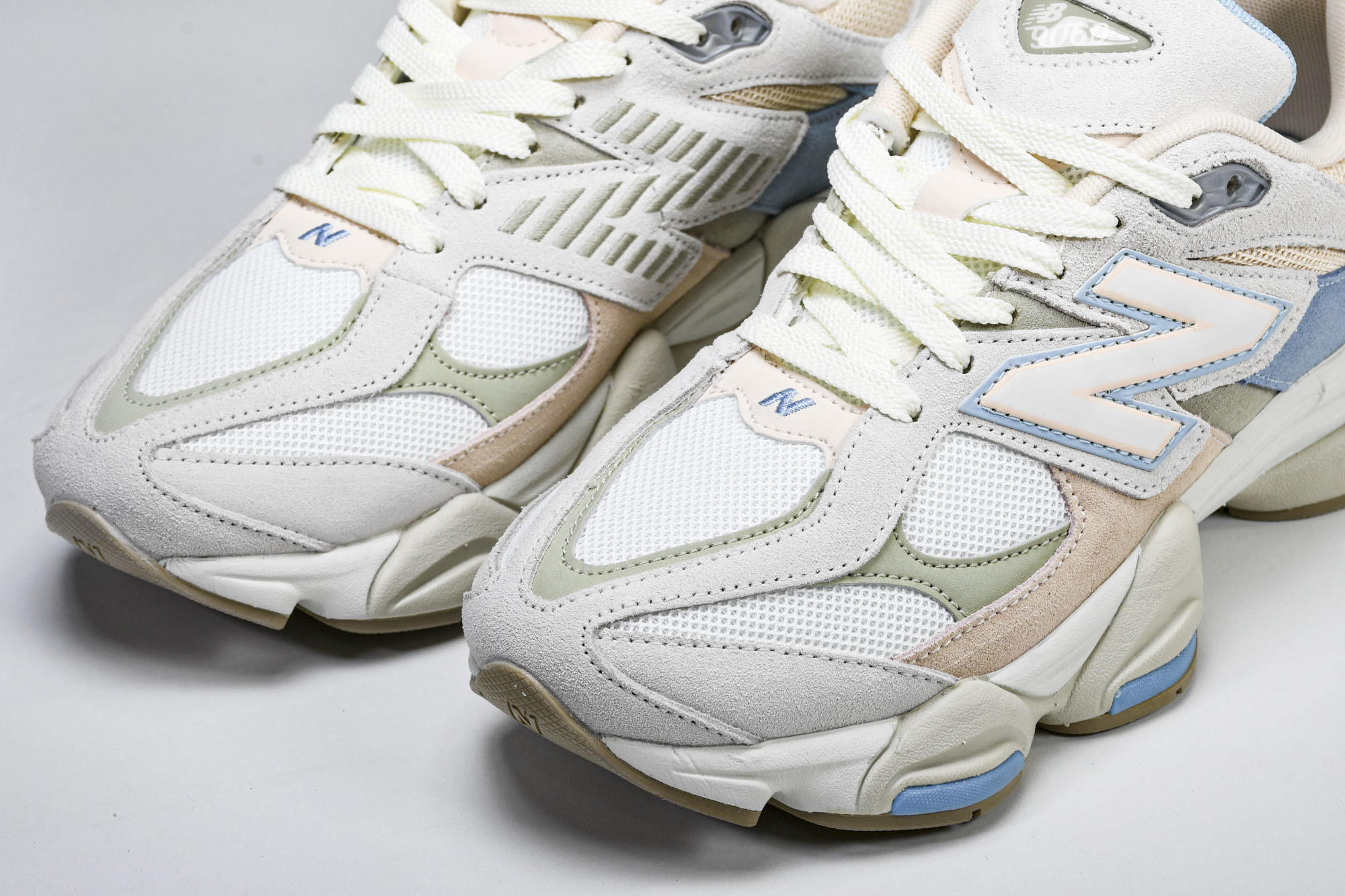 Joe Freshgoods x New Balance NB9060 联名款 复古休闲运动慢跑鞋 GC