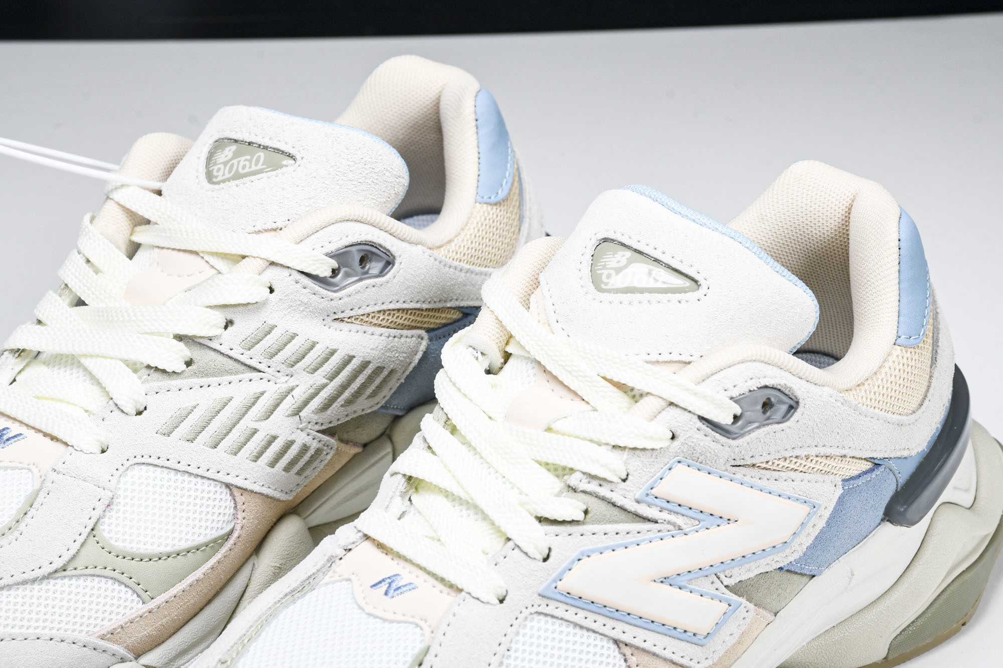 Joe Freshgoods x New Balance NB9060 联名款 复古休闲运动慢跑鞋 GC