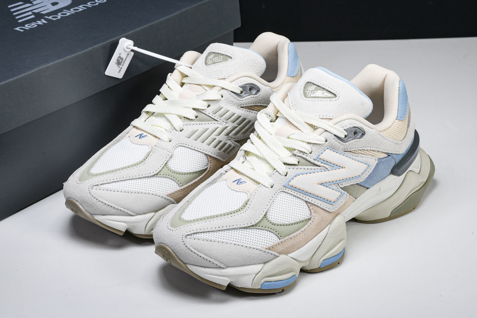 Joe Freshgoods x New Balance NB9060 联名款 复古休闲运动慢跑鞋 GC