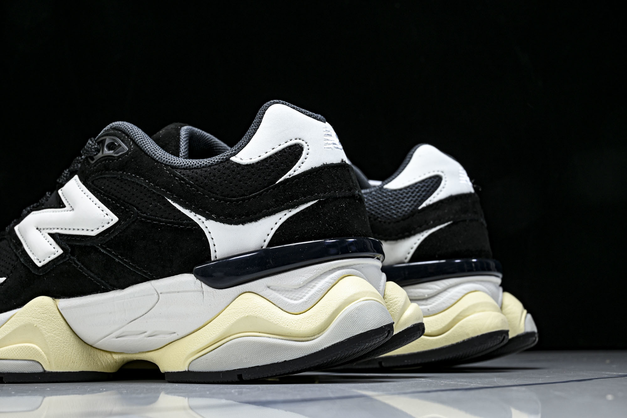Joe Freshgoods x New Balance NB9060 联名款 复古休闲运动慢跑鞋 U9