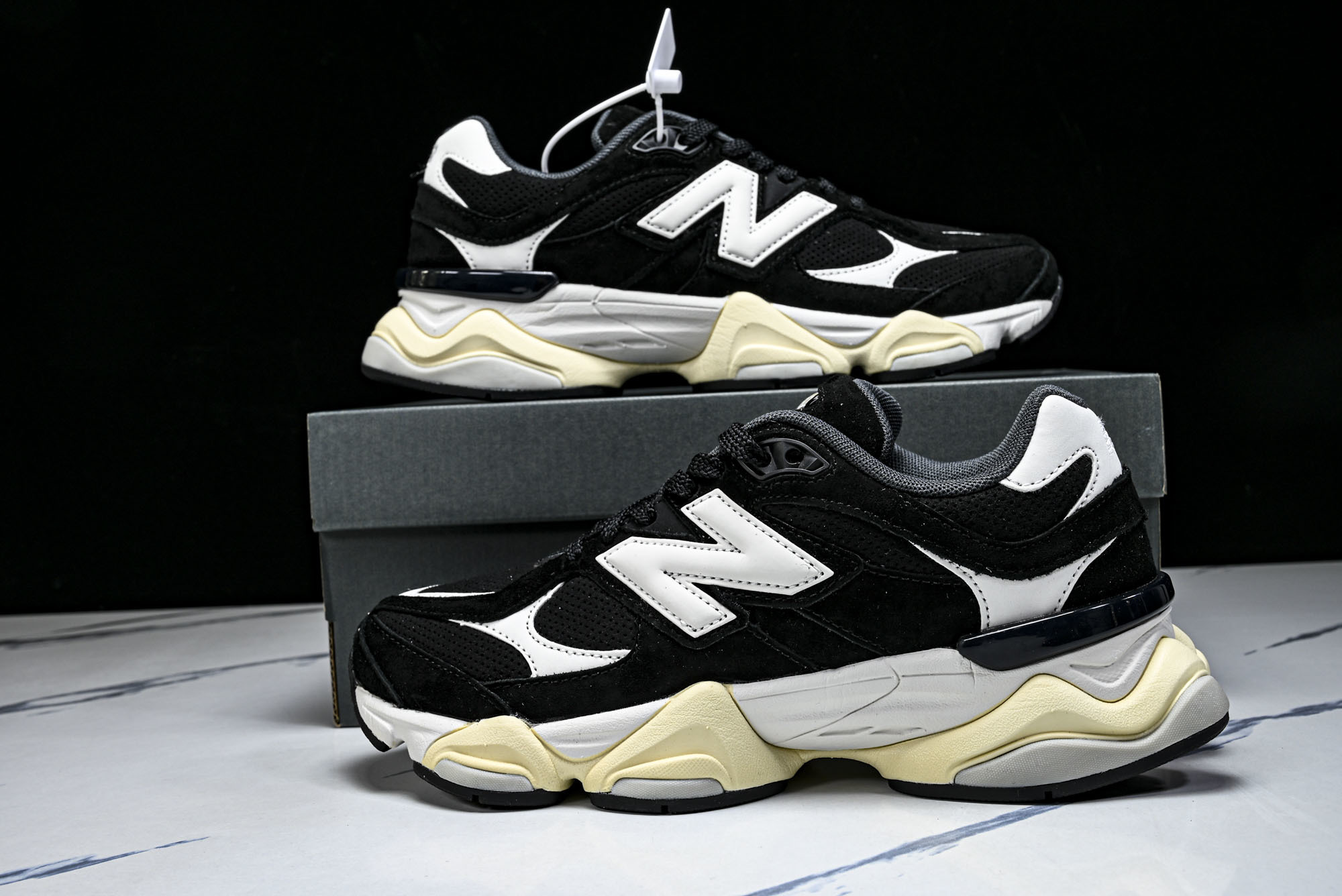 Joe Freshgoods x New Balance NB9060 联名款 复古休闲运动慢跑鞋 U9
