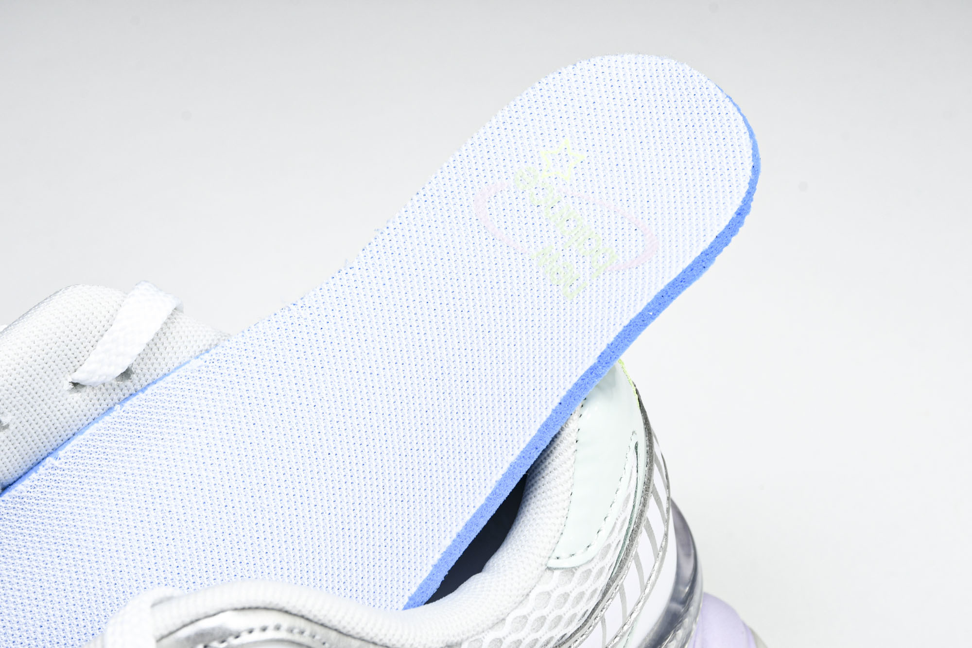 Joe Freshgoods x New Balance NB9060 联名款 复古休闲运动慢跑鞋 U9