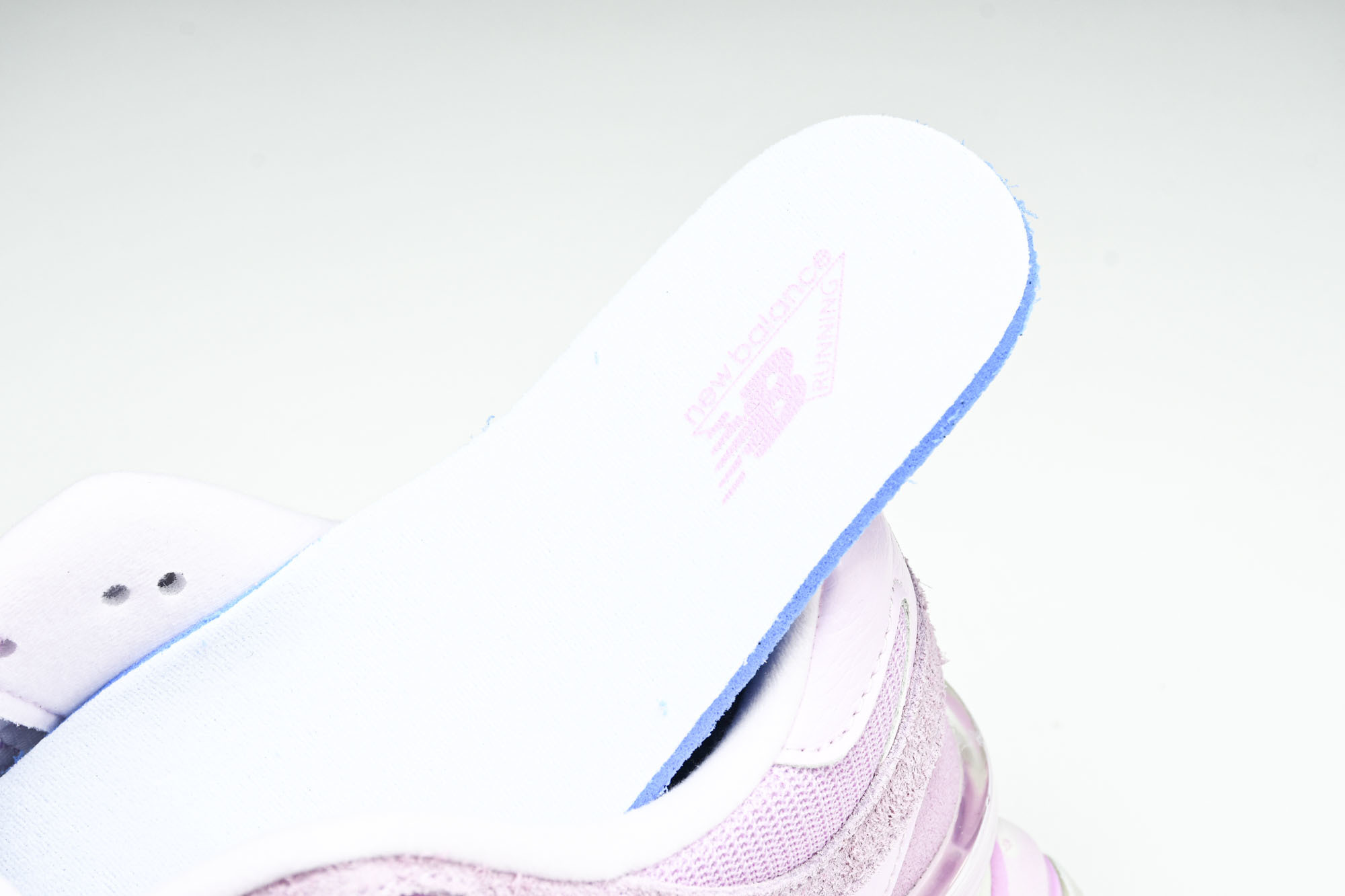 Joe Freshgoods x New Balance NB9060 联名款 复古休闲运动慢跑鞋 U9