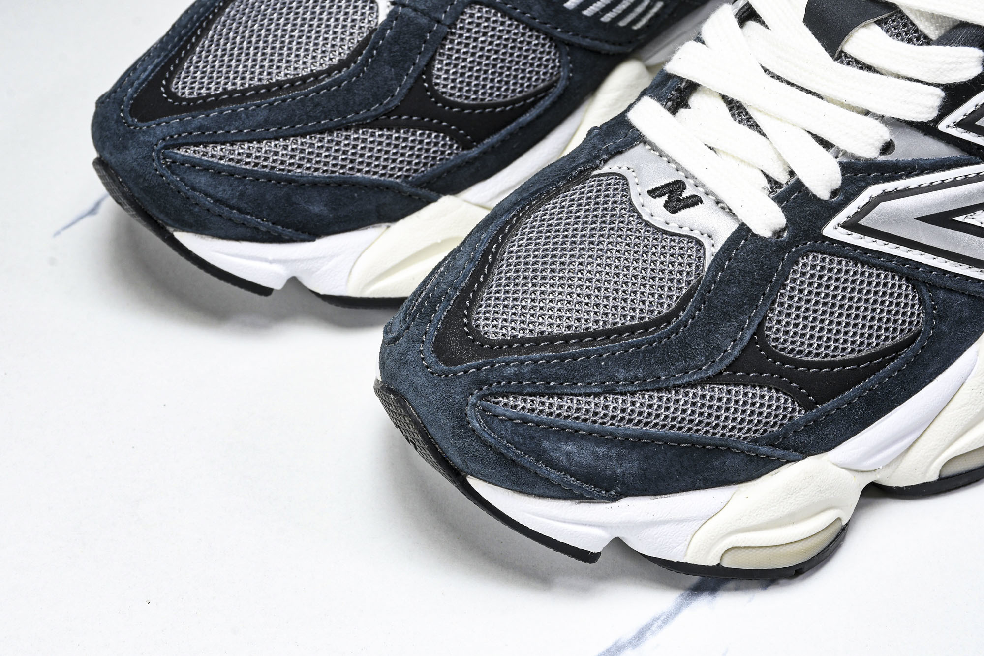 Joe Freshgoods x New Balance NB9060 联名款 复古休闲运动慢跑鞋 U9