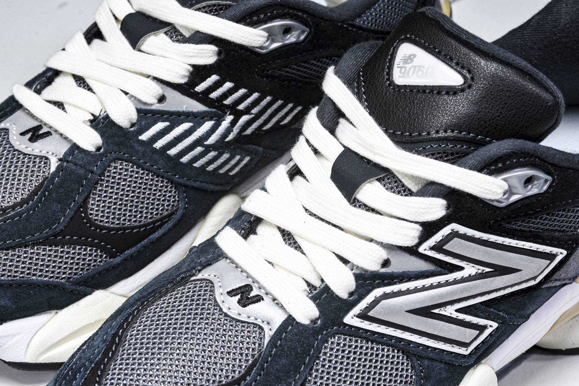Joe Freshgoods x New Balance NB9060 联名款 复古休闲运动慢跑鞋 U9