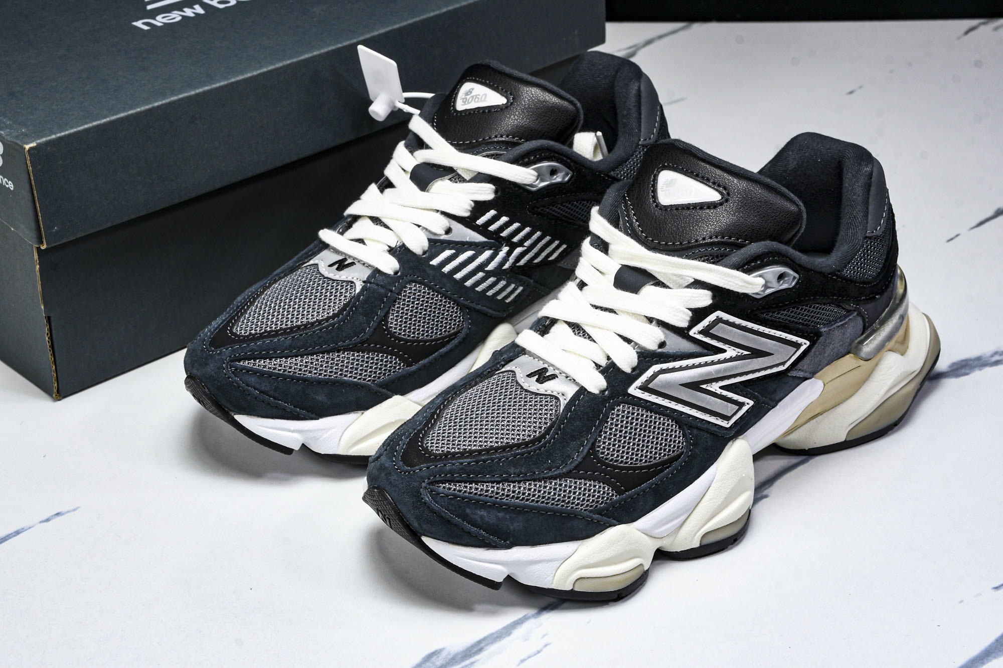 Joe Freshgoods x New Balance NB9060 联名款 复古休闲运动慢跑鞋 U9