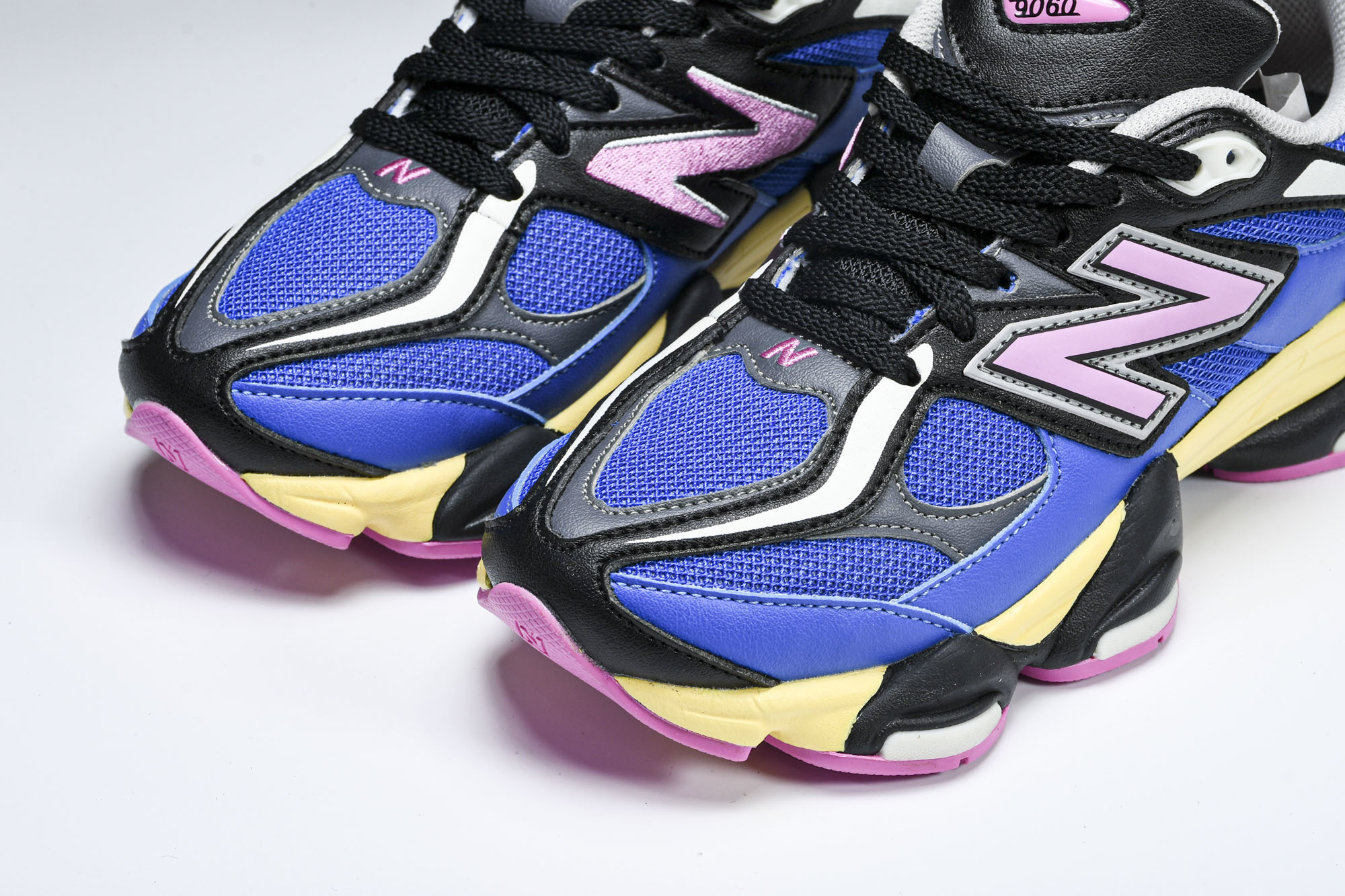 Joe Freshgoods x New Balance NB9060 联名款 复古休闲运动慢跑鞋 U9