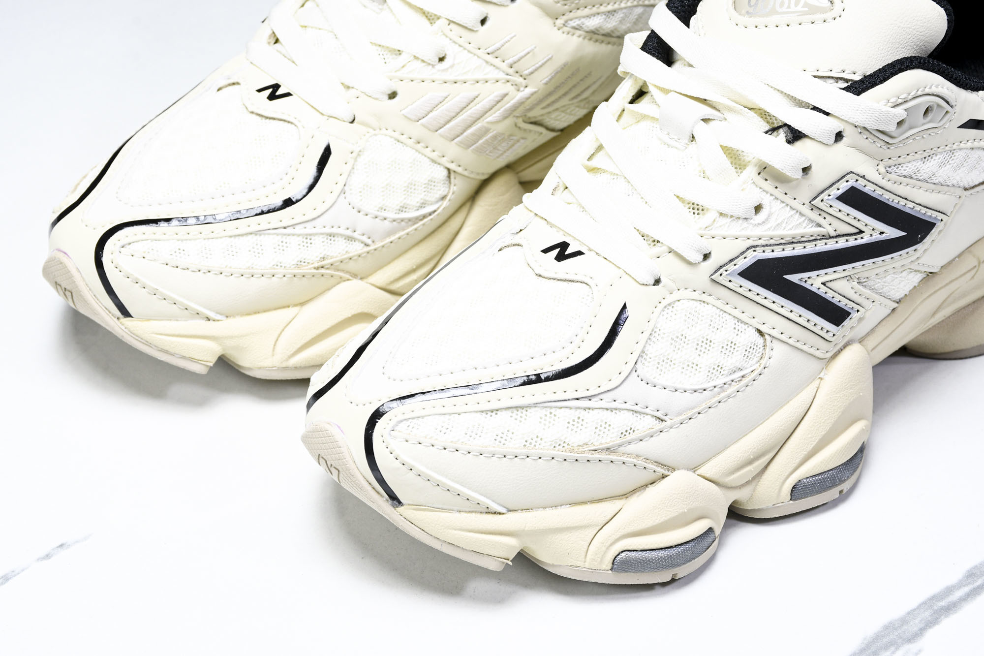 Joe Freshgoods x New Balance NB9060 联名款 复古休闲运动慢跑鞋 U9
