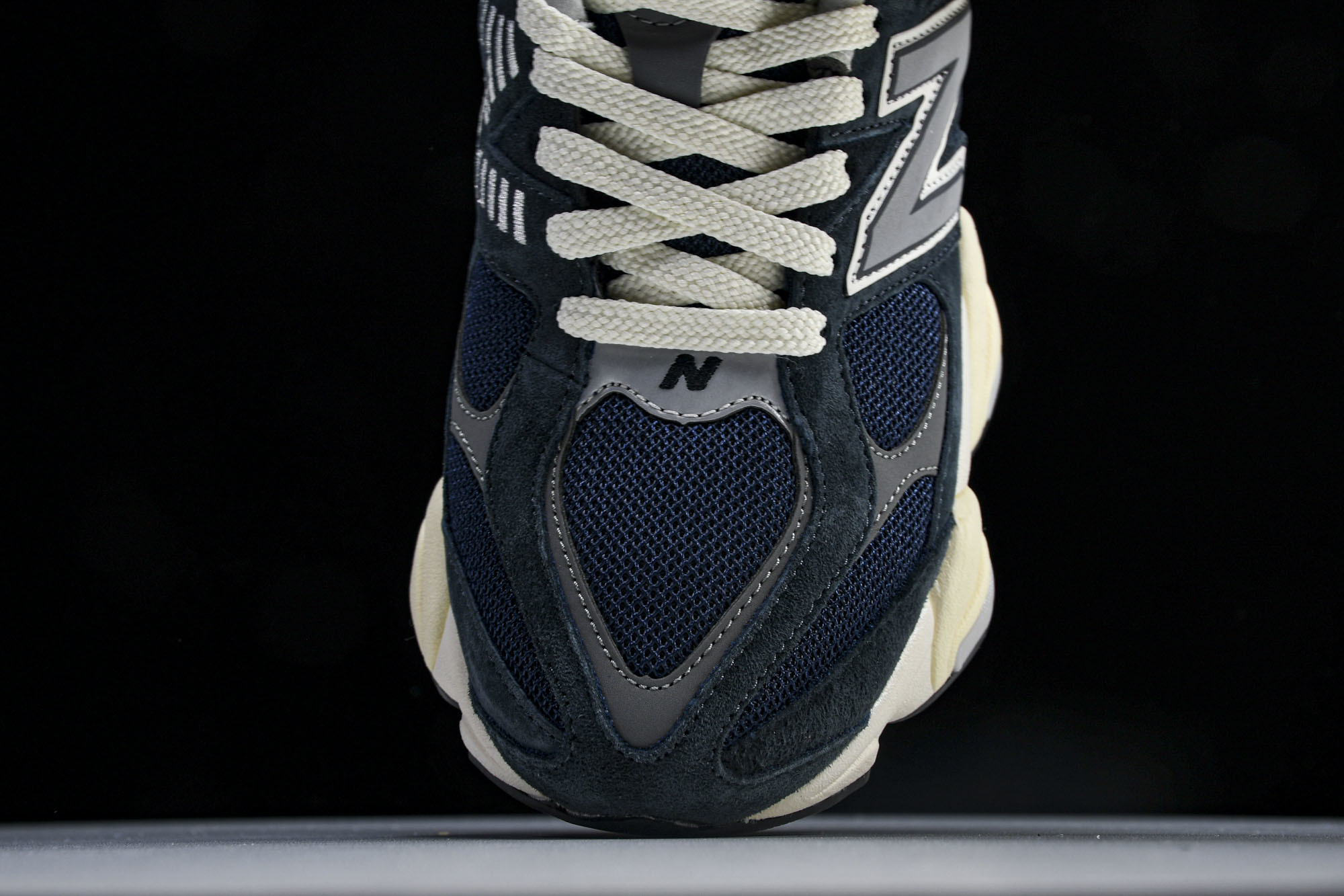 Joe Freshgoods x New Balance NB9060 联名款 复古休闲运动慢跑鞋 U9