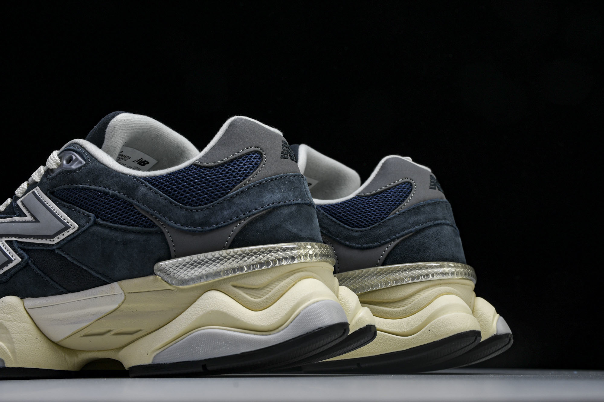 Joe Freshgoods x New Balance NB9060 联名款 复古休闲运动慢跑鞋 U9