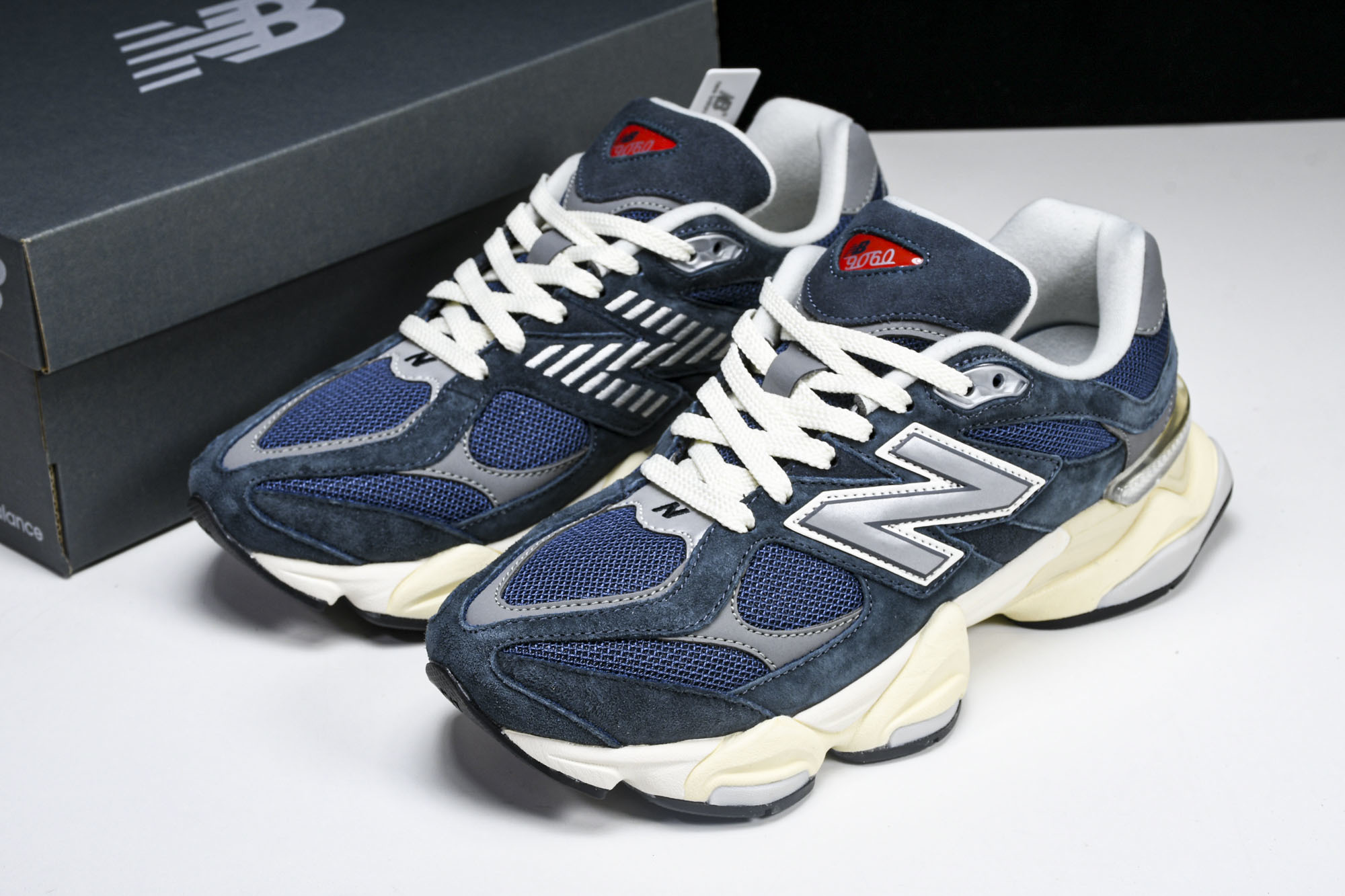 Joe Freshgoods x New Balance NB9060 联名款 复古休闲运动慢跑鞋 U9
