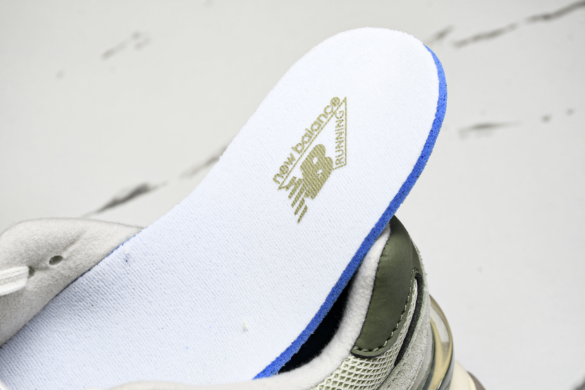 Joe Freshgoods x New Balance NB9060 联名款 复古休闲运动慢跑鞋 U9