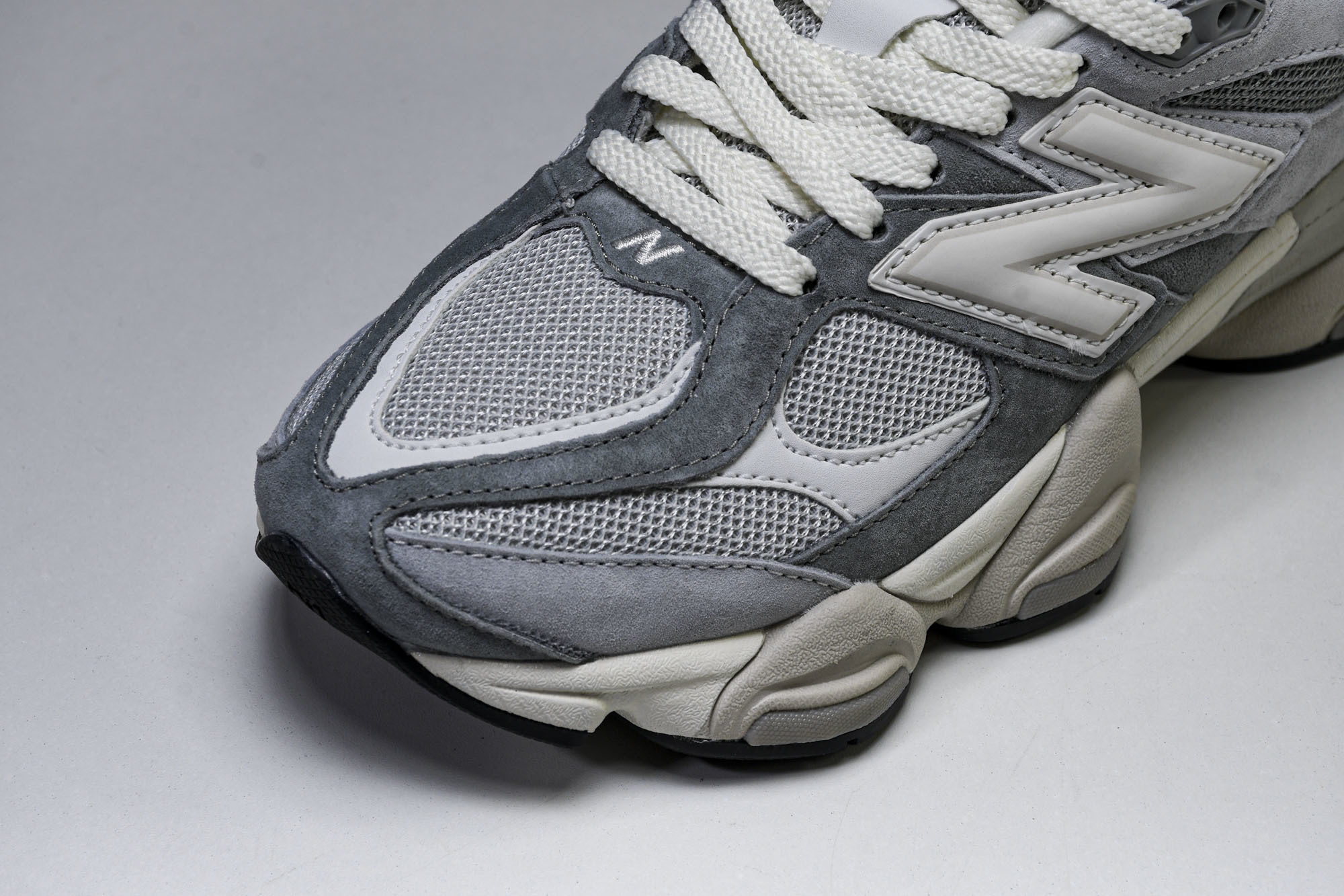 Joe Freshgoods x New Balance NB9060 联名款 复古休闲运动慢跑鞋 U9