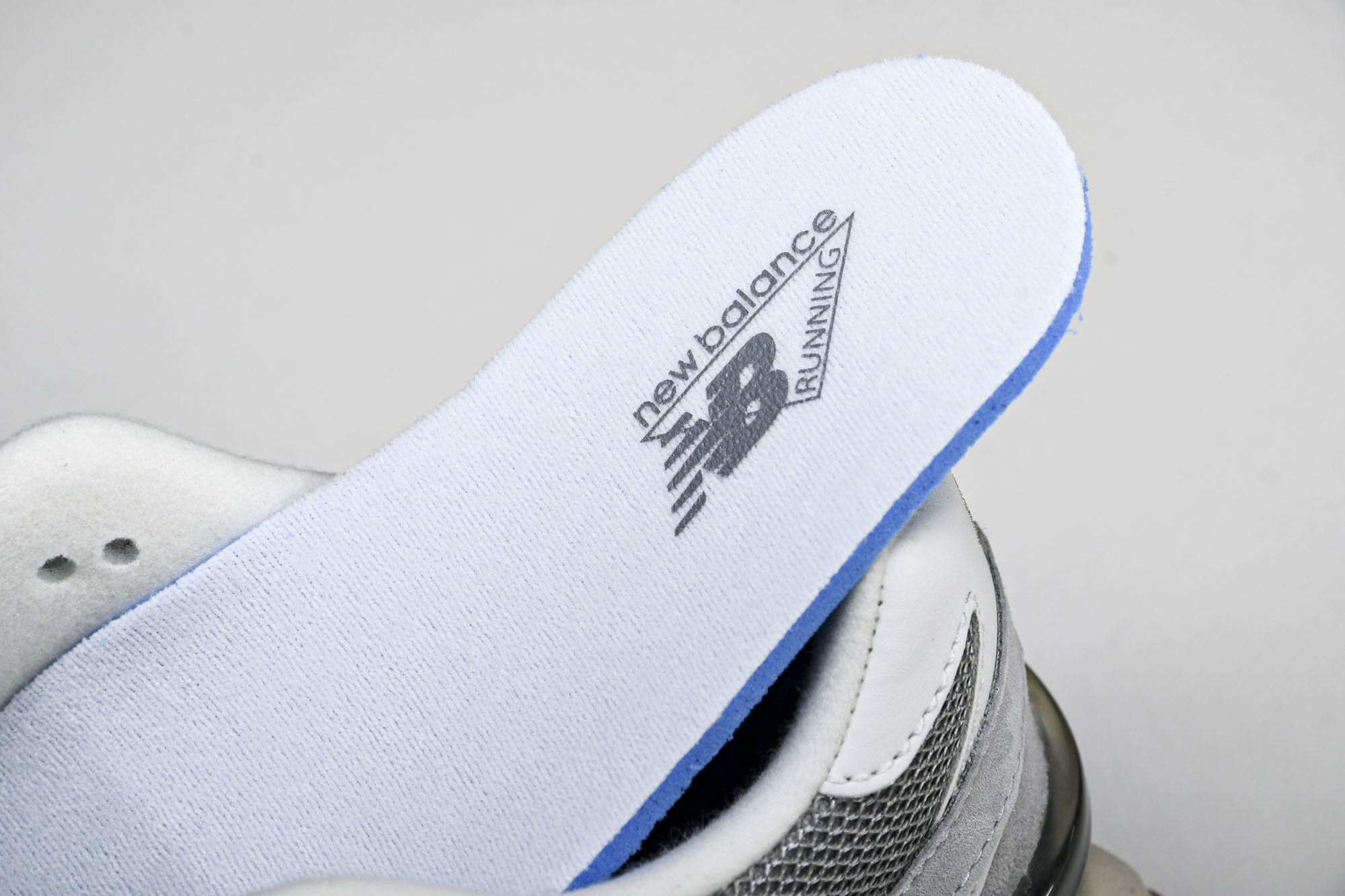 Joe Freshgoods x New Balance NB9060 联名款 复古休闲运动慢跑鞋 U9