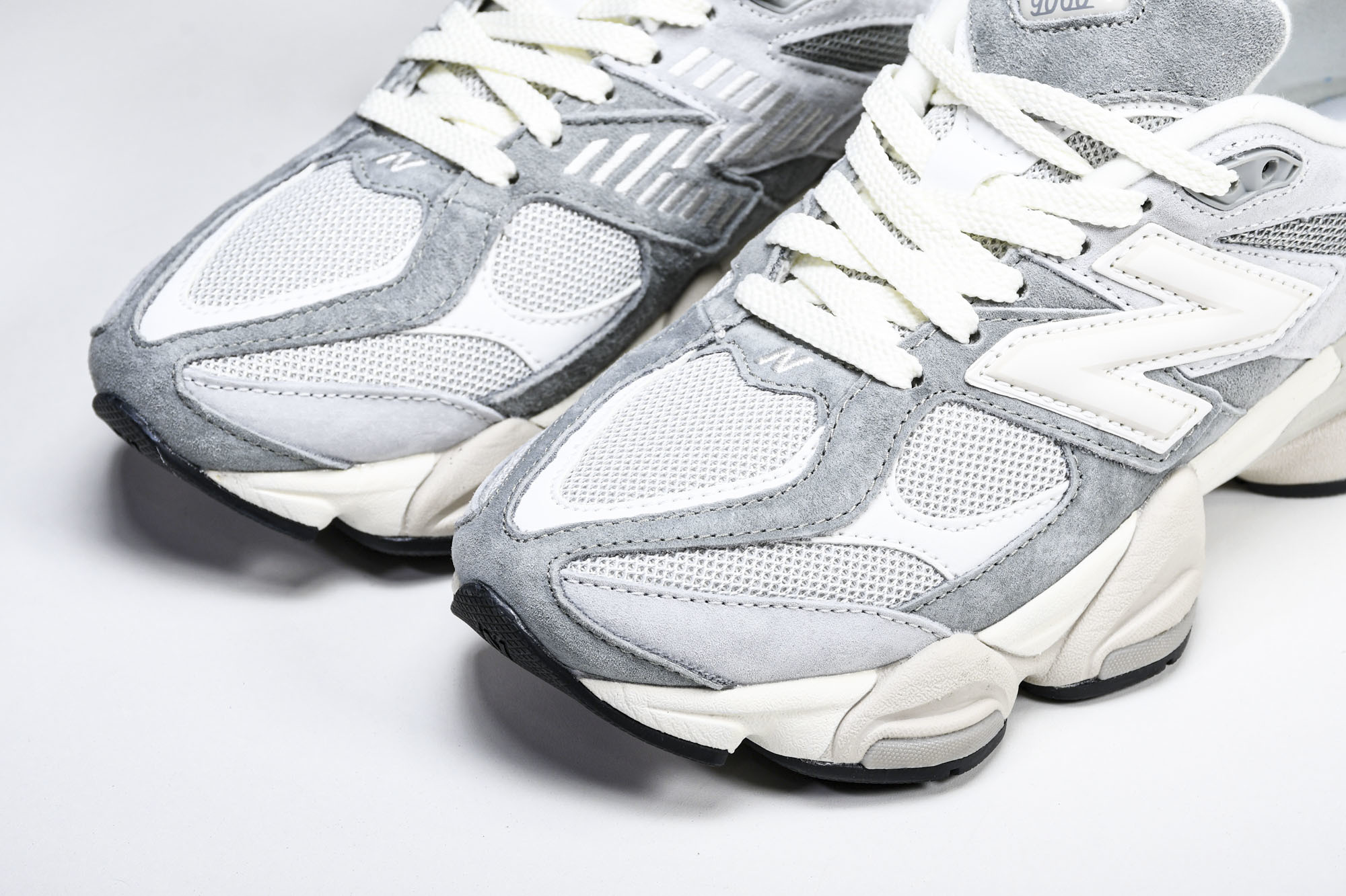 Joe Freshgoods x New Balance NB9060 联名款 复古休闲运动慢跑鞋 U9