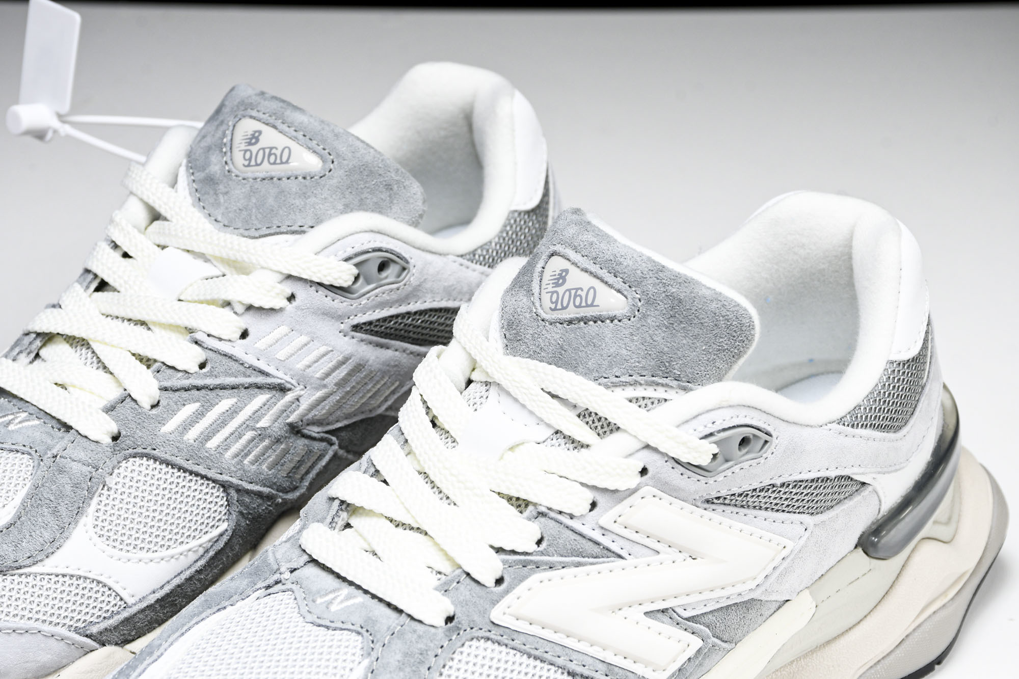 Joe Freshgoods x New Balance NB9060 联名款 复古休闲运动慢跑鞋 U9