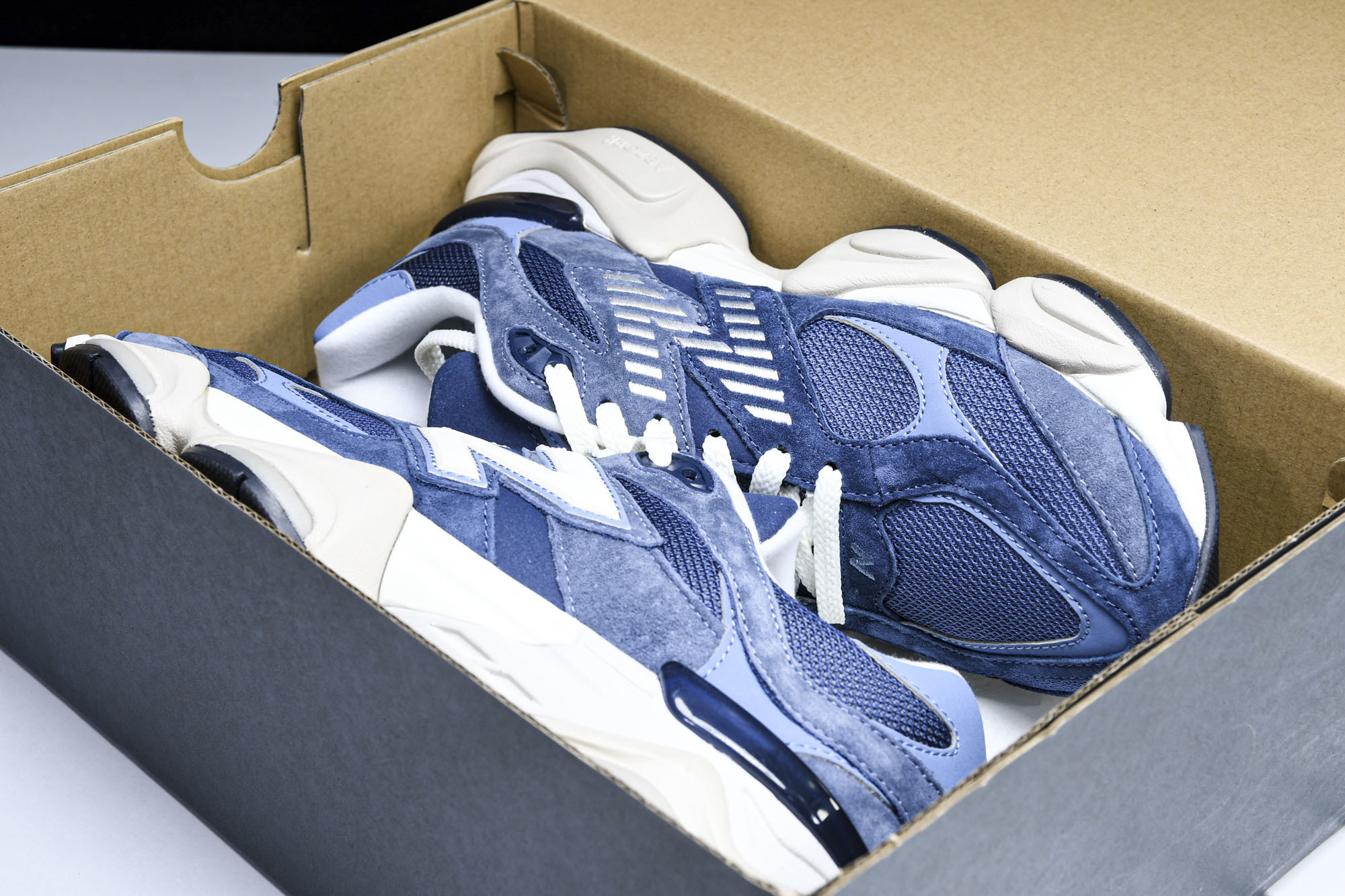 Joe Freshgoods x New Balance NB9060 联名款 复古休闲运动慢跑鞋 U9