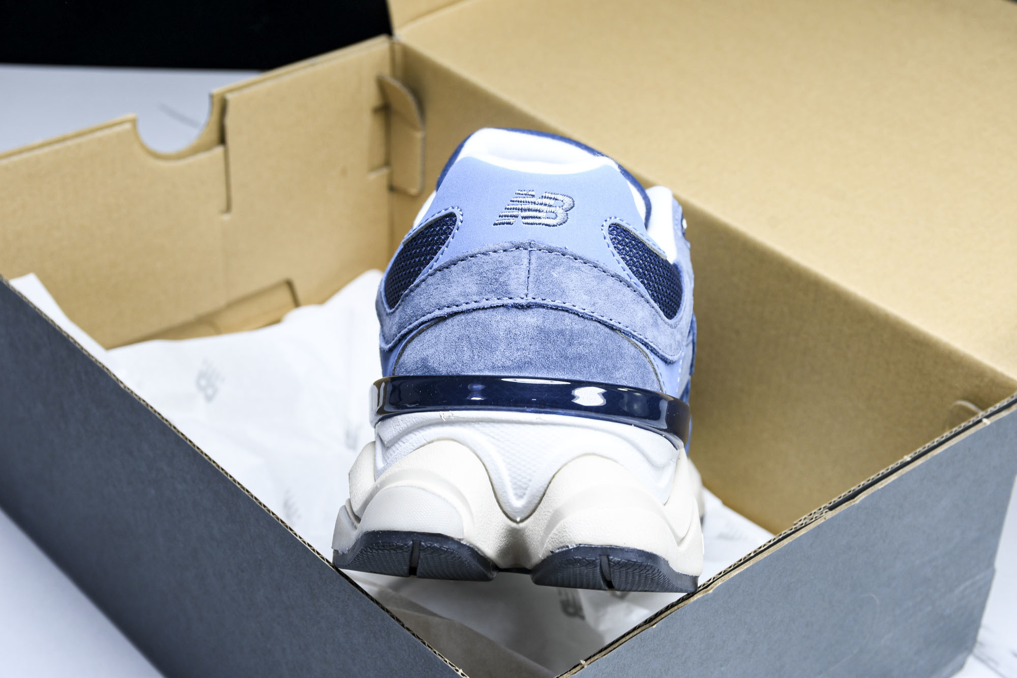 Joe Freshgoods x New Balance NB9060 联名款 复古休闲运动慢跑鞋 U9