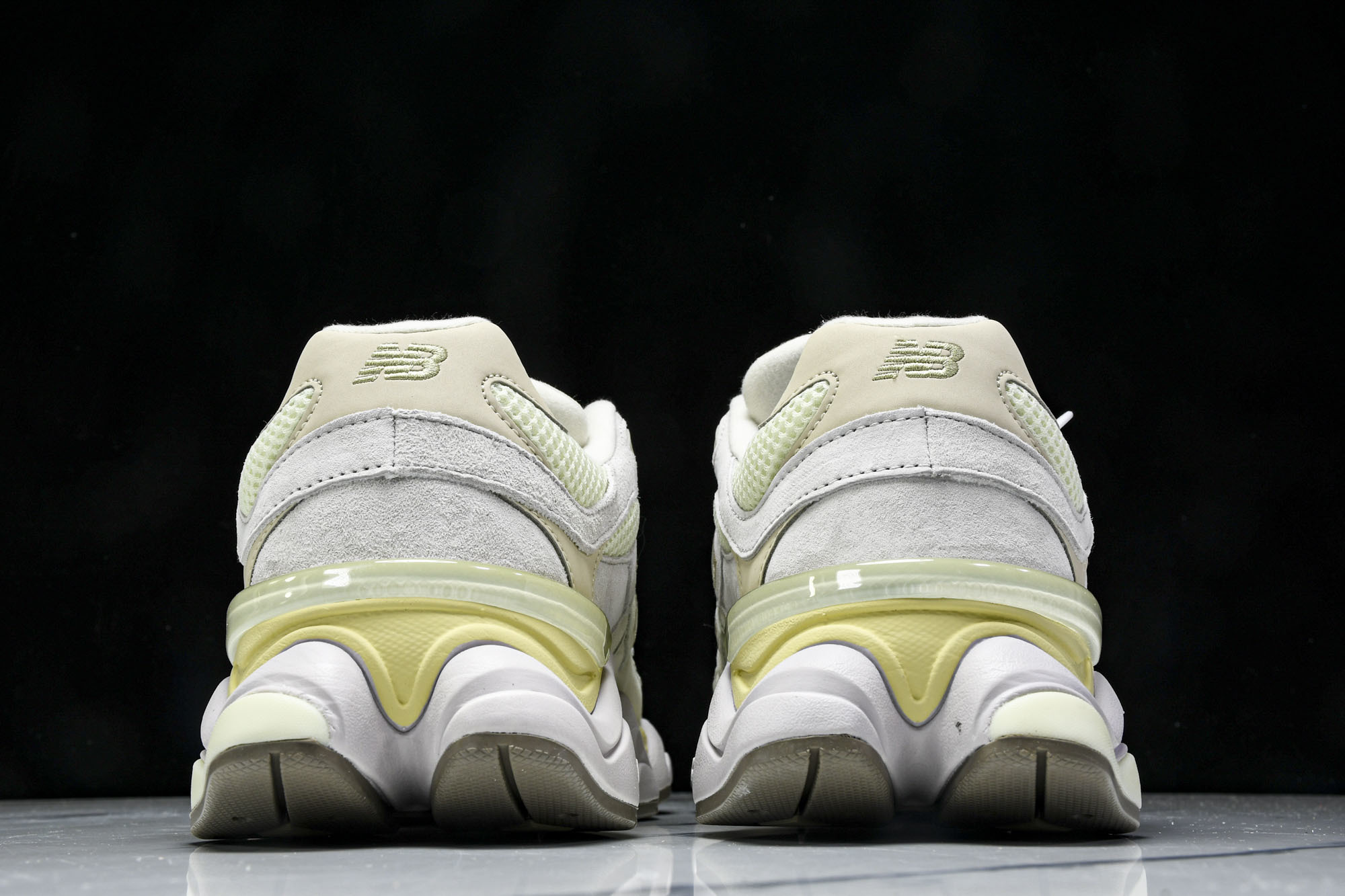 Joe Freshgoods x New Balance NB9060 联名款 复古休闲运动慢跑鞋 U9