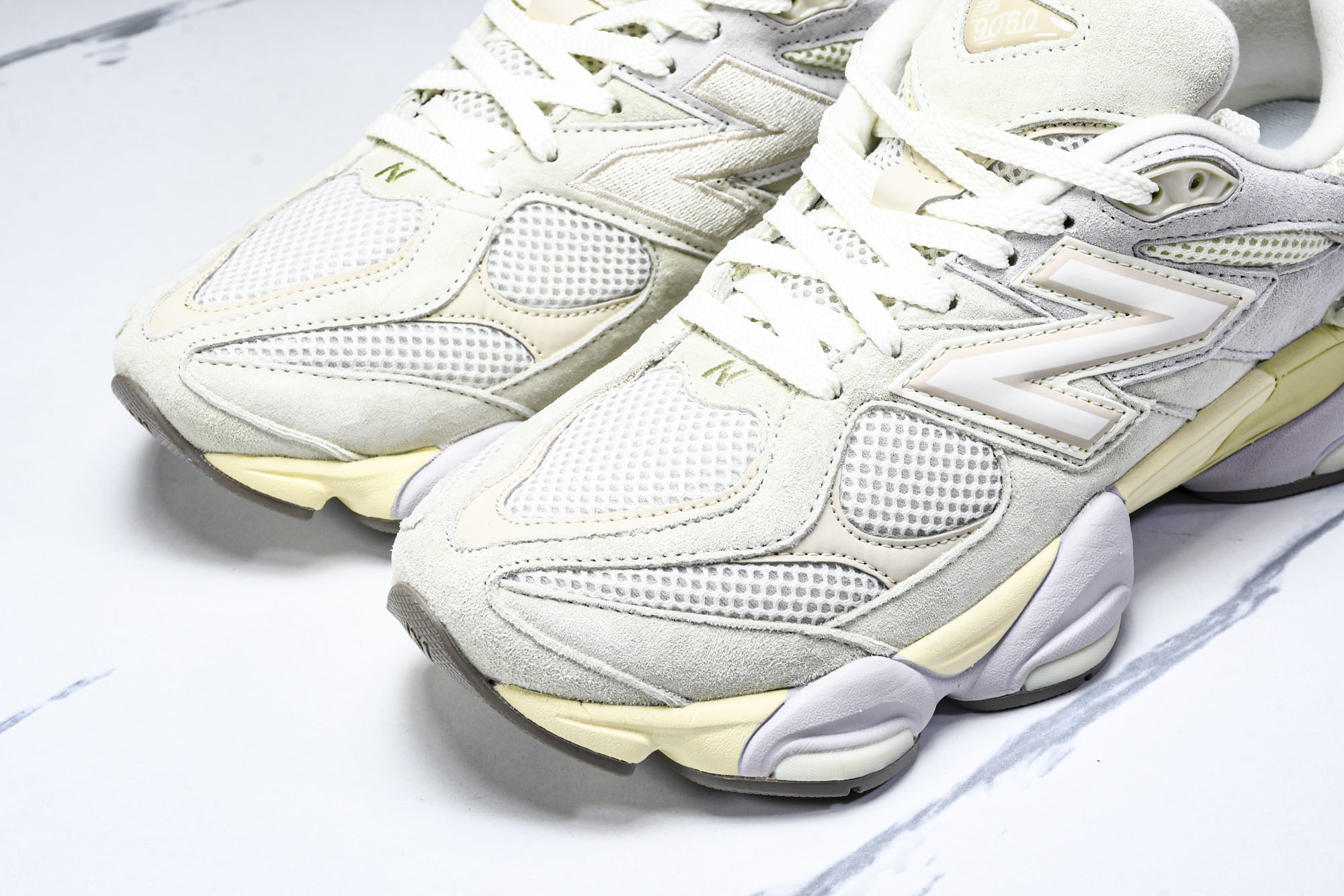 Joe Freshgoods x New Balance NB9060 联名款 复古休闲运动慢跑鞋 U9