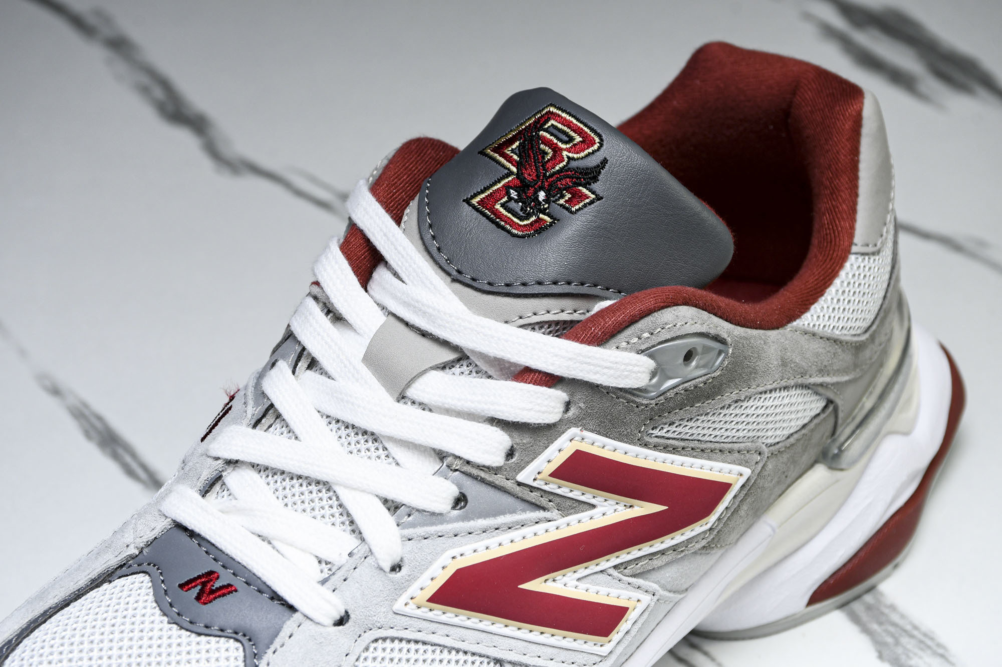 Joe Freshgoods x New Balance NB9060 联名款 复古休闲运动慢跑鞋 U9