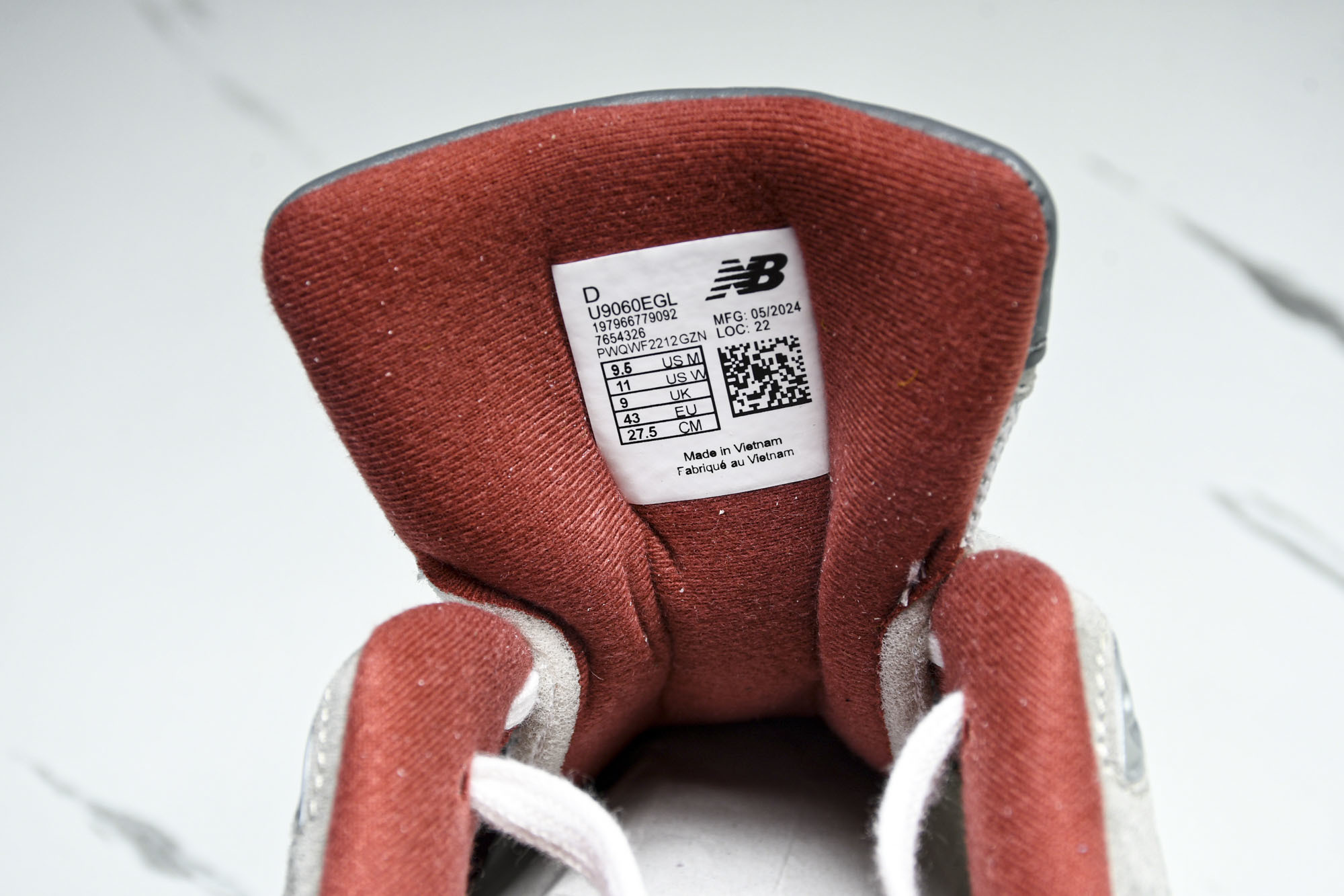 Joe Freshgoods x New Balance NB9060 联名款 复古休闲运动慢跑鞋 U9