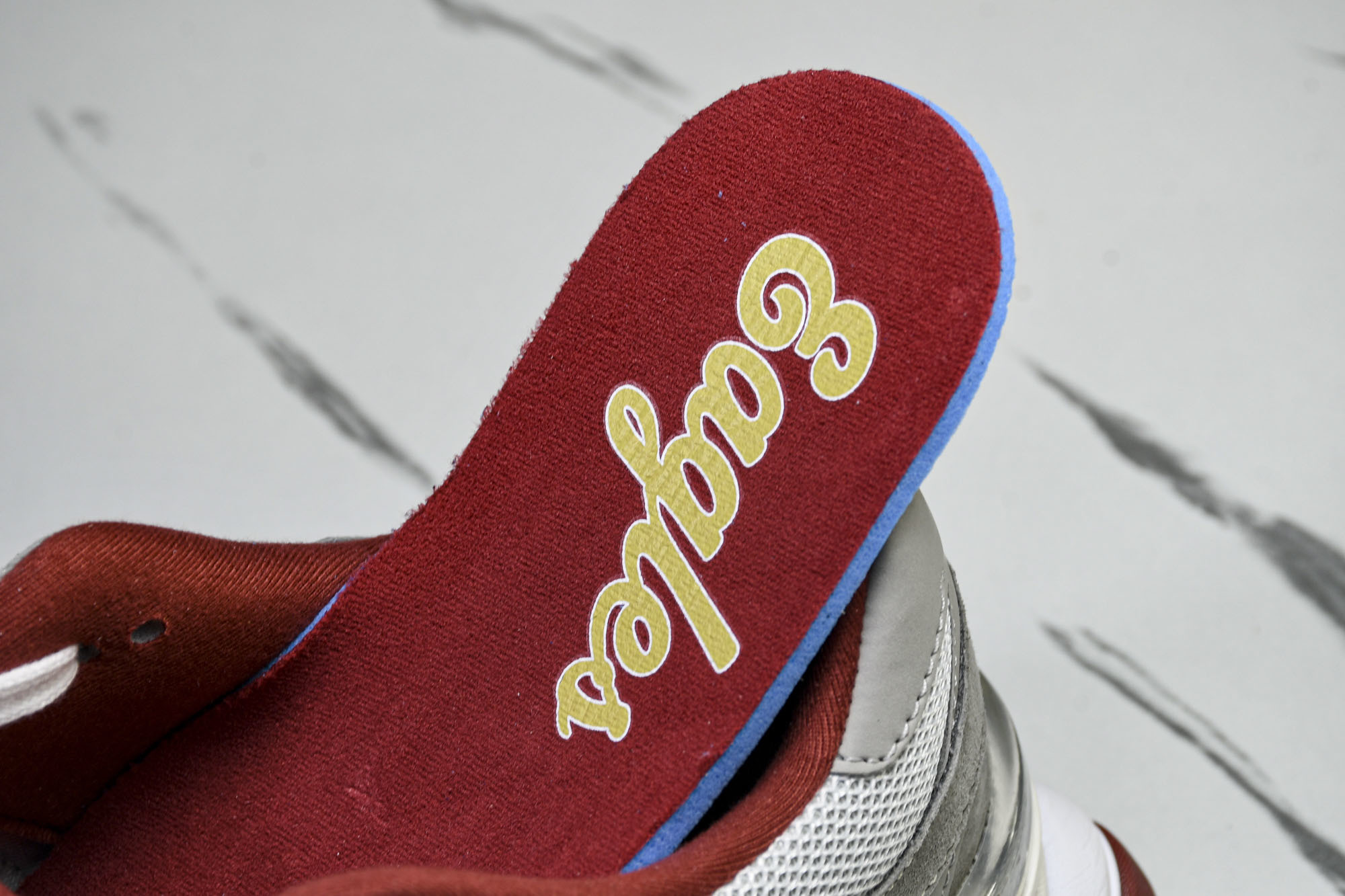 Joe Freshgoods x New Balance NB9060 联名款 复古休闲运动慢跑鞋 U9