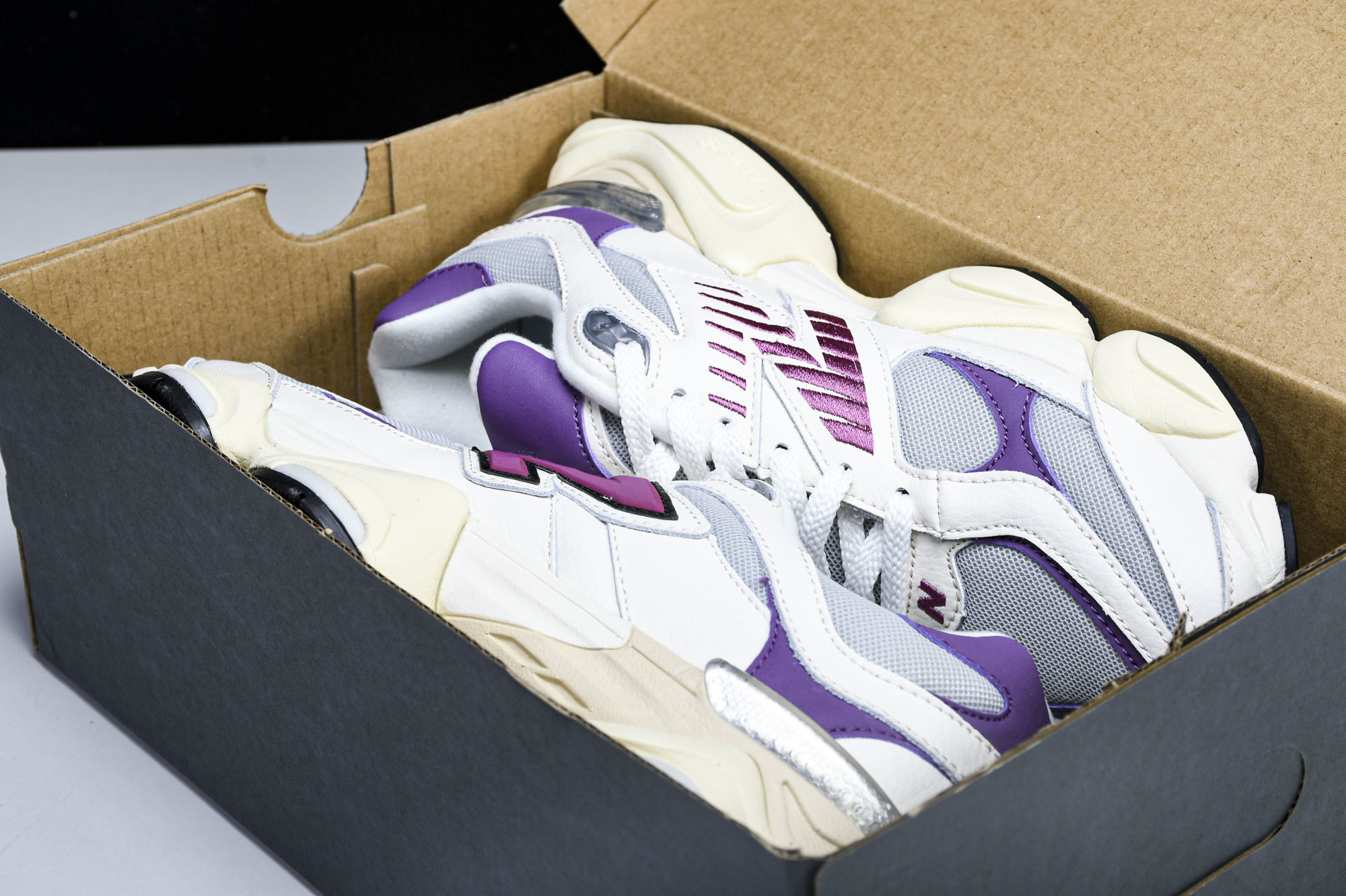 Joe Freshgoods x New Balance NB9060 联名款 复古休闲运动慢跑鞋 U9