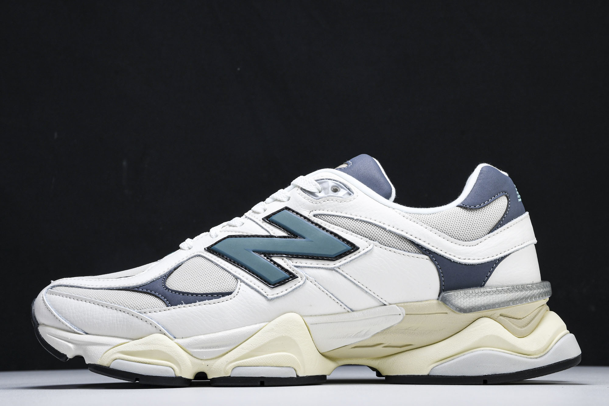 Joe Freshgoods x New Balance NB9060 联名款 复古休闲运动慢跑鞋 U9