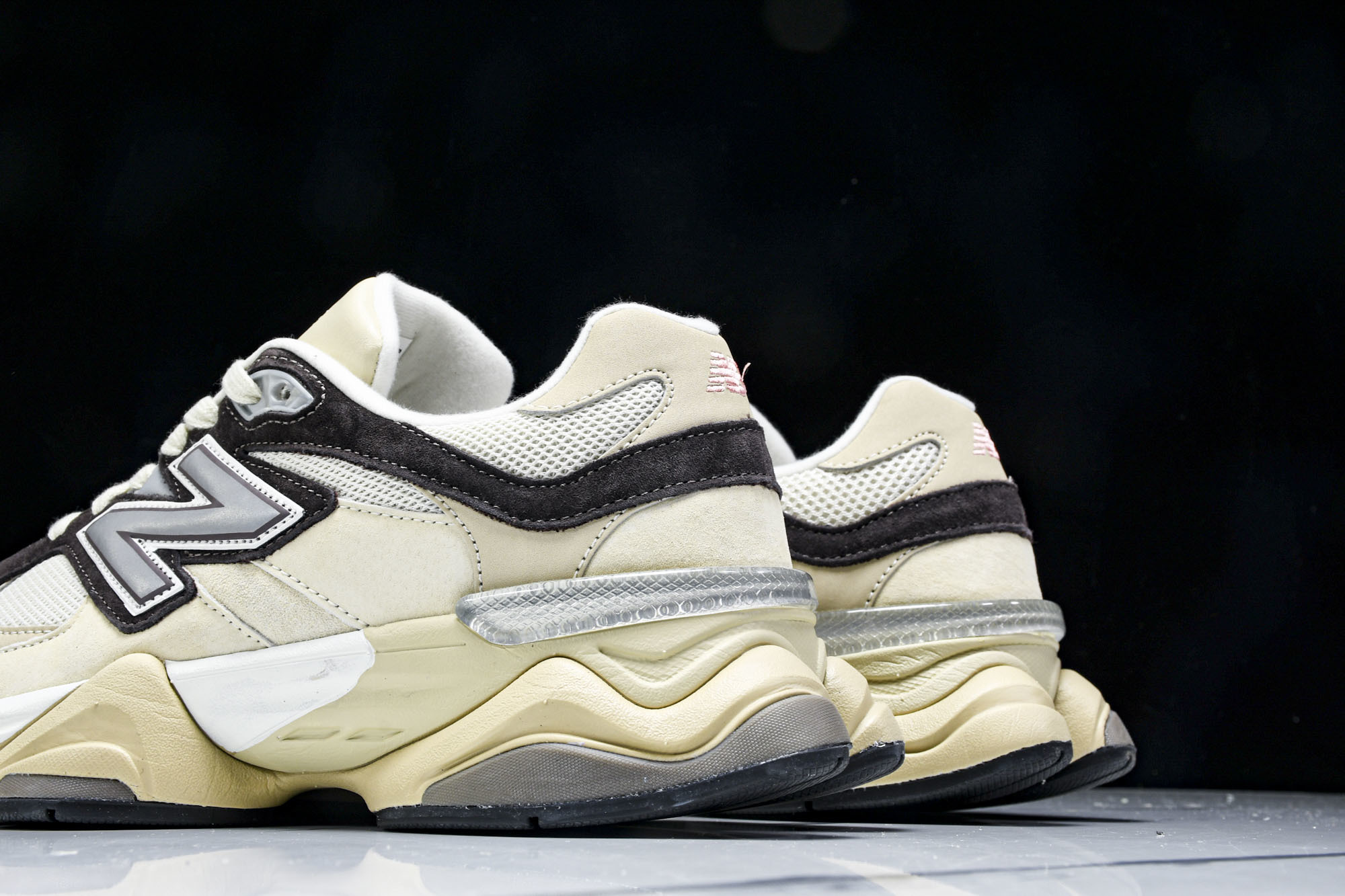 Joe Freshgoods x New Balance NB9060 联名款 复古休闲运动慢跑鞋 U9
