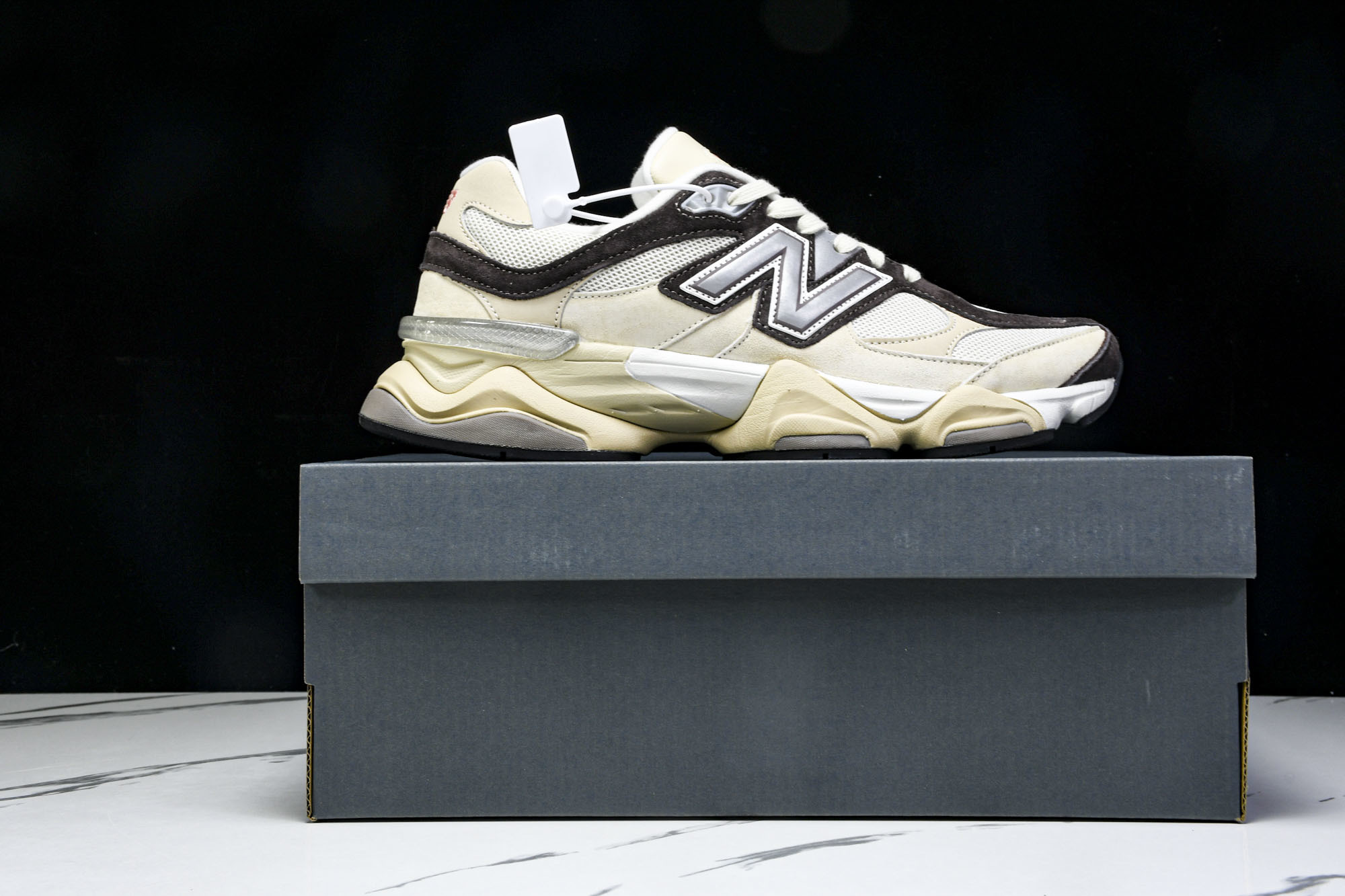 Joe Freshgoods x New Balance NB9060 联名款 复古休闲运动慢跑鞋 U9