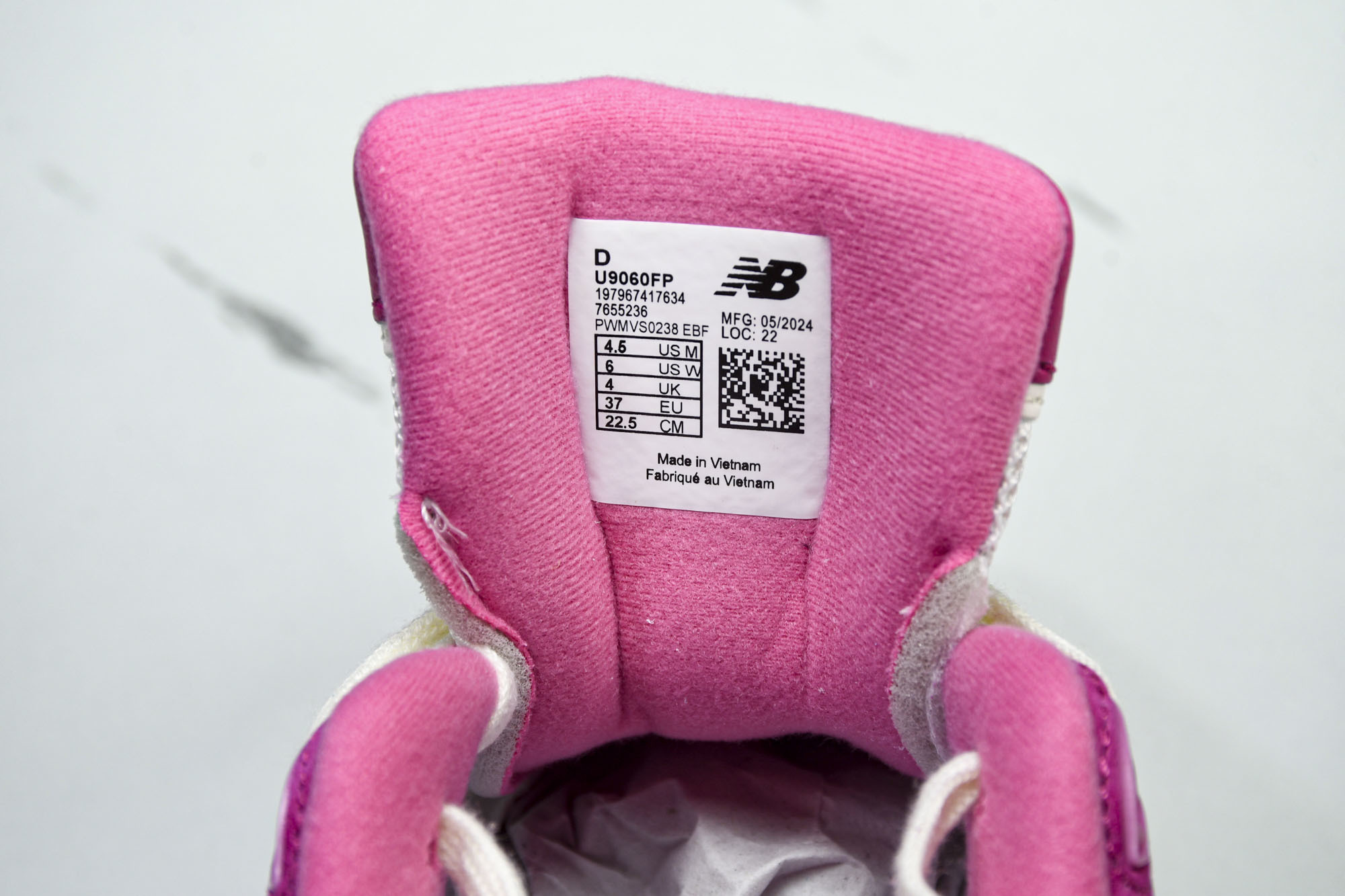 Joe Freshgoods x New Balance NB9060 联名款 复古休闲运动慢跑鞋 U9