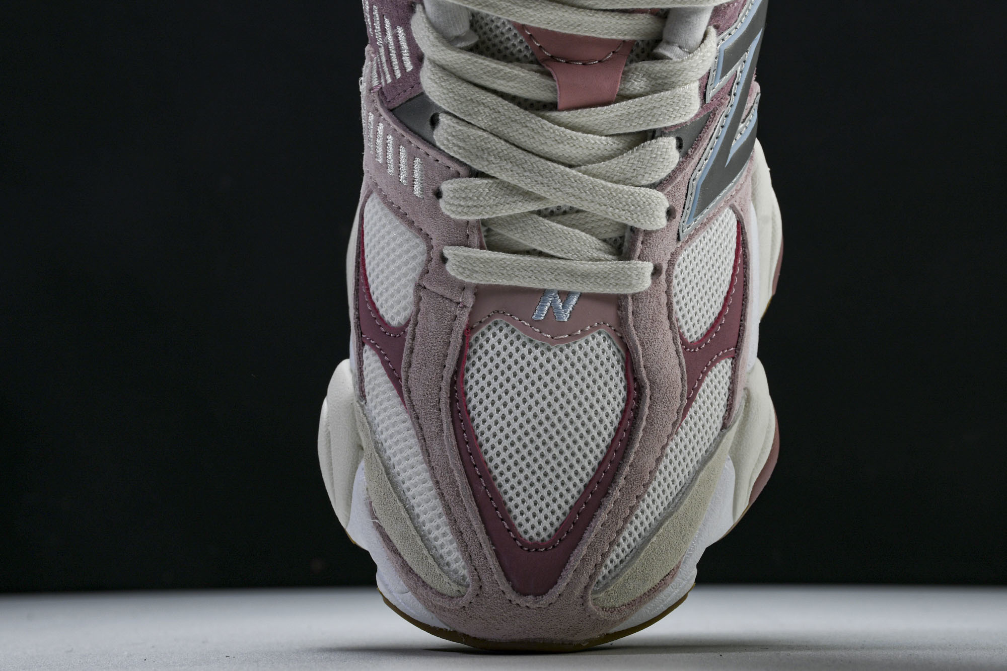 Joe Freshgoods x New Balance NB9060 联名款 复古休闲运动慢跑鞋 U9