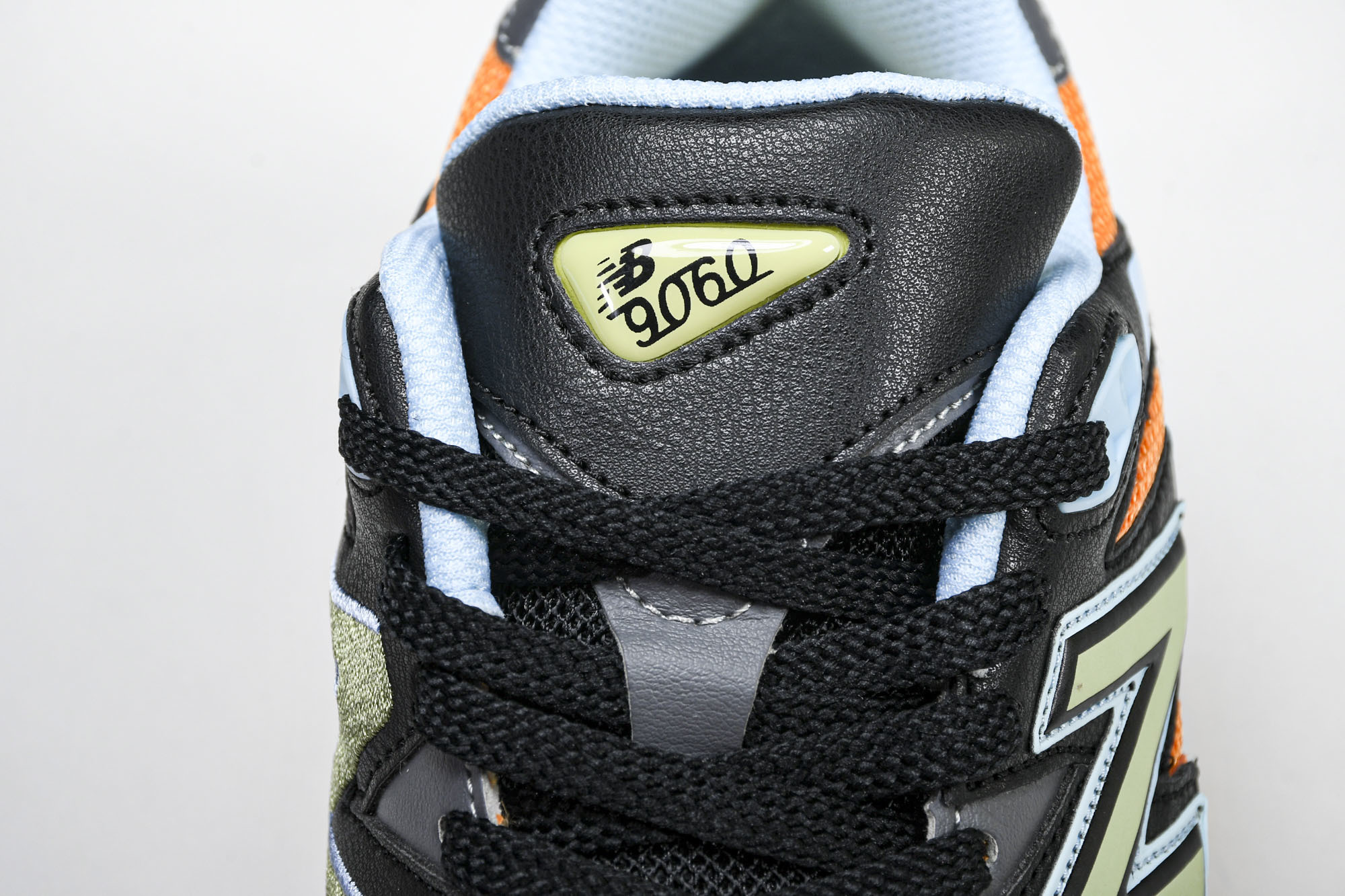 Joe Freshgoods x New Balance NB9060 联名款 复古休闲运动慢跑鞋 U9