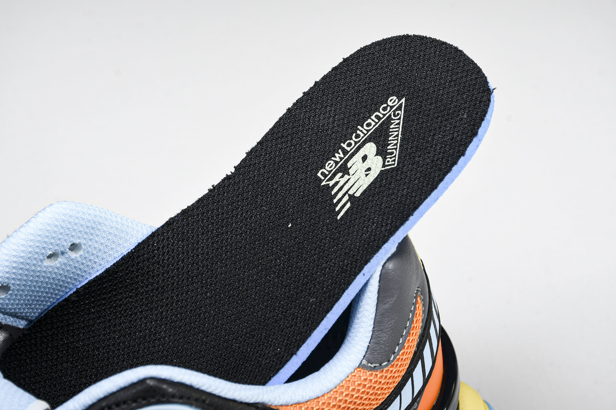 Joe Freshgoods x New Balance NB9060 联名款 复古休闲运动慢跑鞋 U9