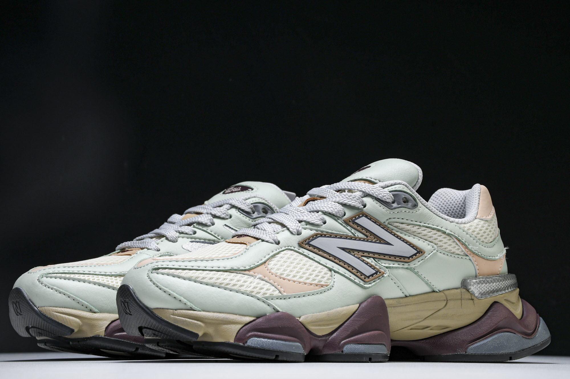 Joe Freshgoods x New Balance NB9060 联名款 复古休闲运动慢跑鞋 U9