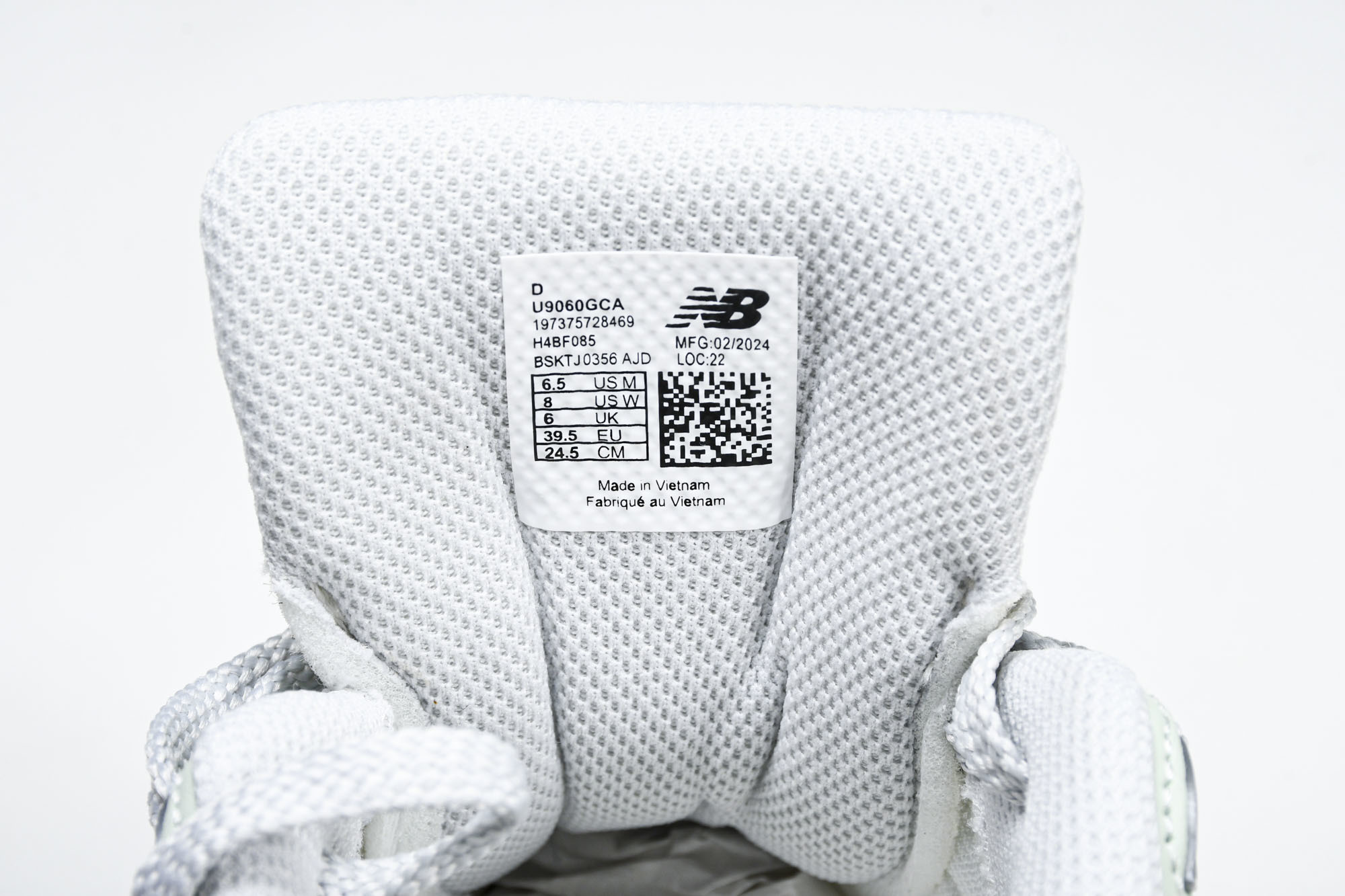 Joe Freshgoods x New Balance NB9060 联名款 复古休闲运动慢跑鞋 U9