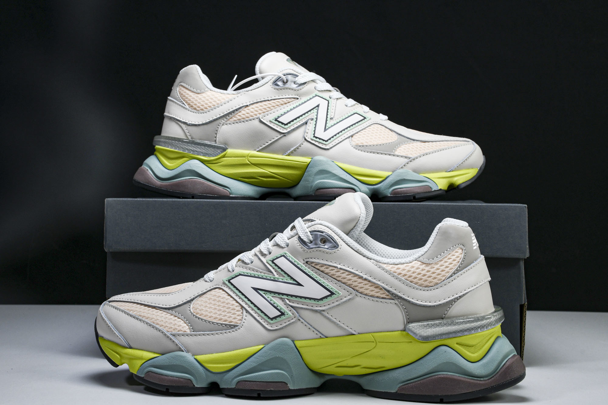 Joe Freshgoods x New Balance NB9060 联名款 复古休闲运动慢跑鞋 U9